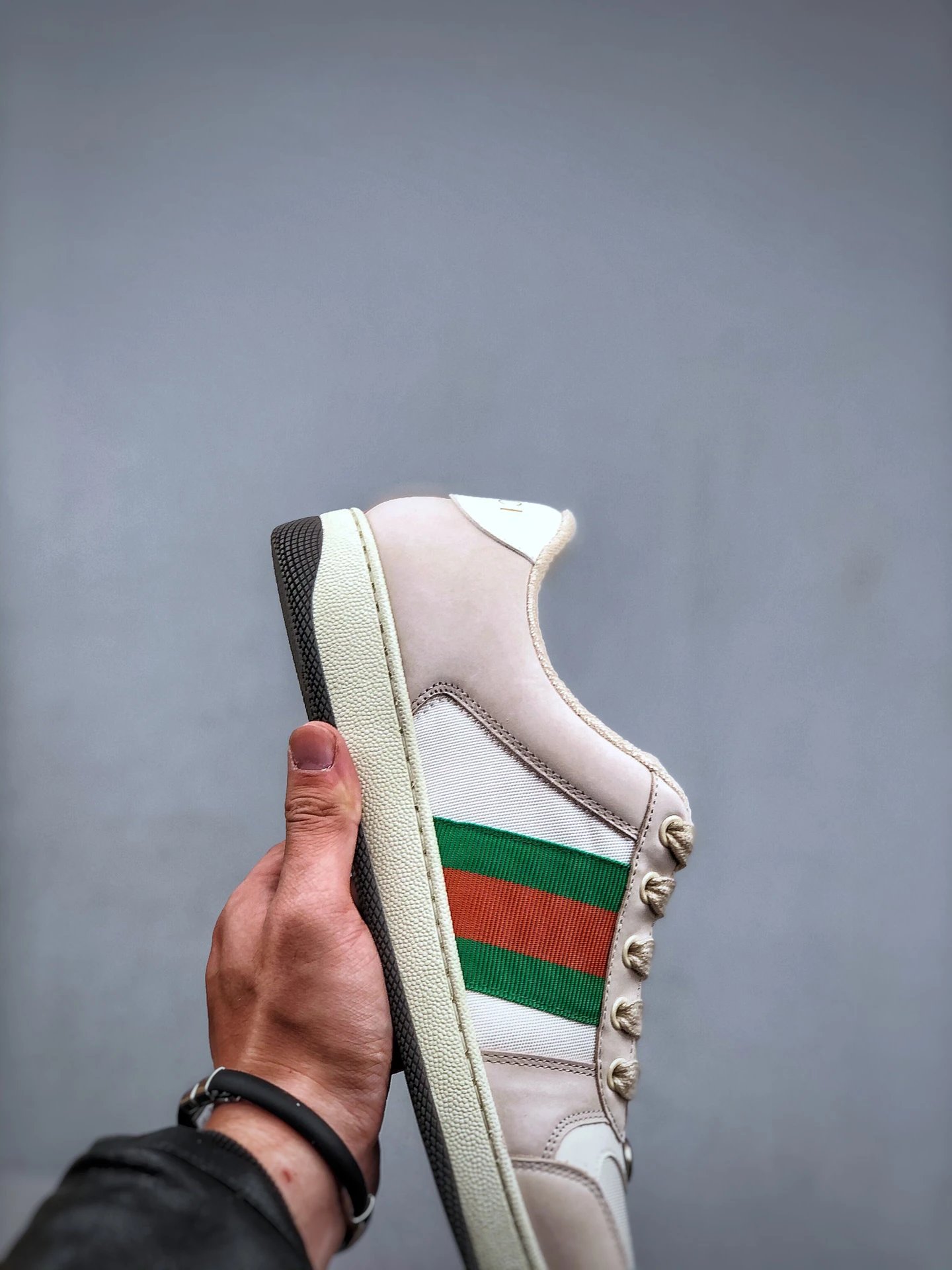 Gucci Distressed Screener Beige Sneakers Green Red - Gallery Image 6 - Detailed View