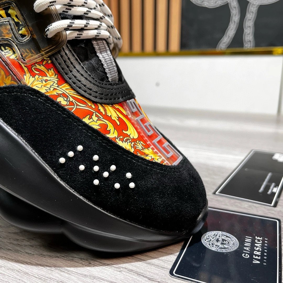 Baroque Leather Chain Sneakers Black Gold - Gallery Image 7 - Detailed View