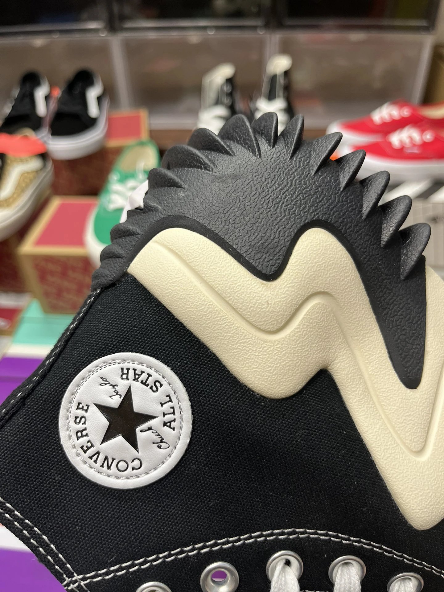 Run Star Motion High Top Chunky Sneakers Ebony Black - Gallery Image 7 - Detailed View