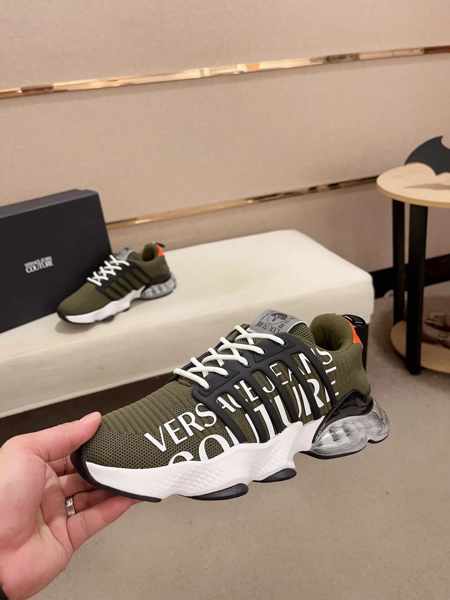 Mesh Running Sneakers Olive - Gallery Image 3 - Detailed View