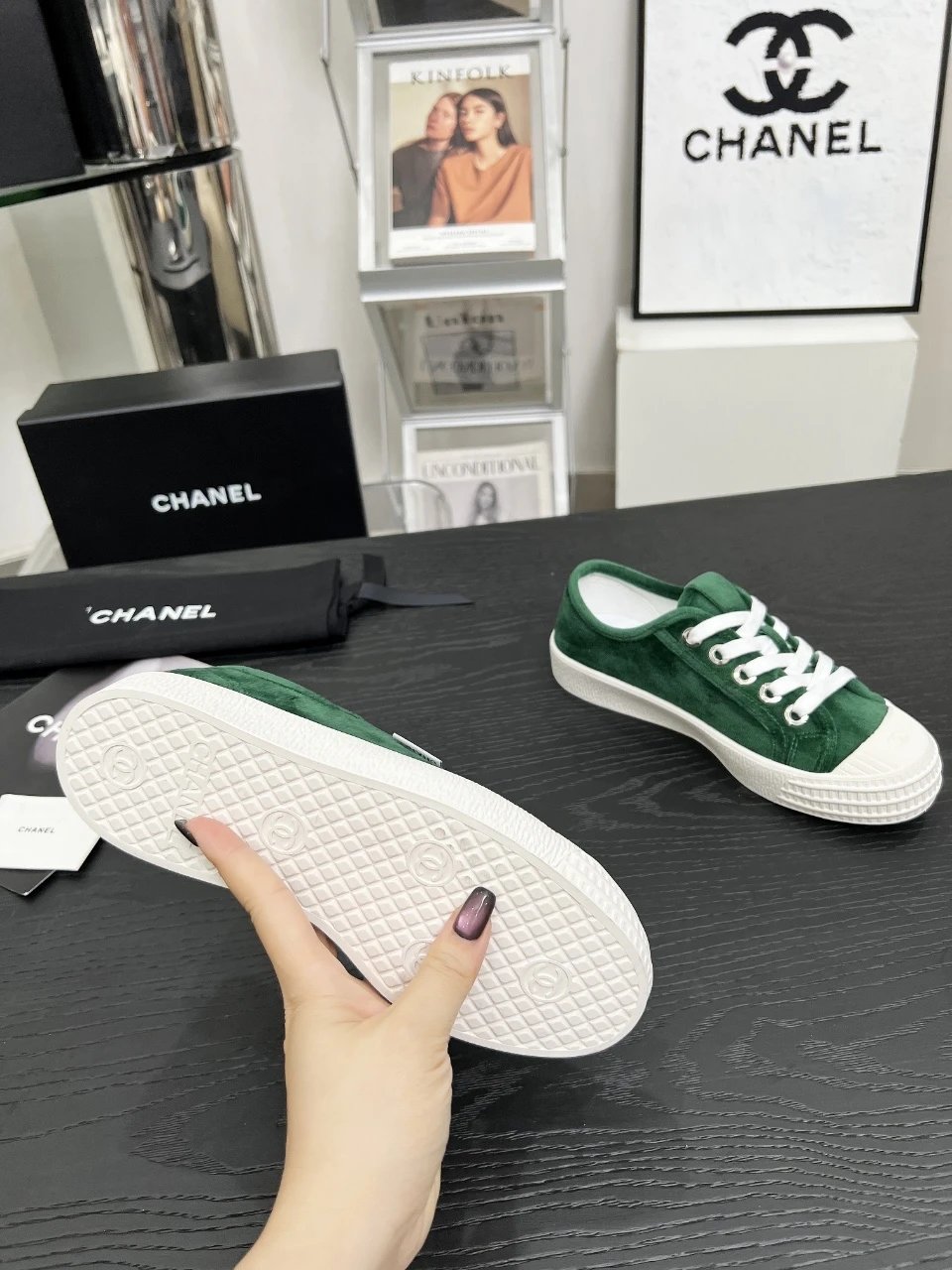 Chanel Vintage Sneakers Green - Gallery Image 7 - Detailed View