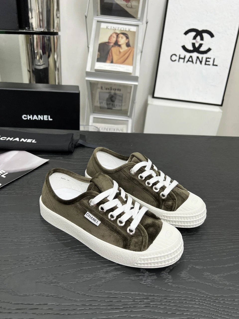 Chanel Vintage Olive Velvet Sneakers - High Quality Product Image - Cnfans