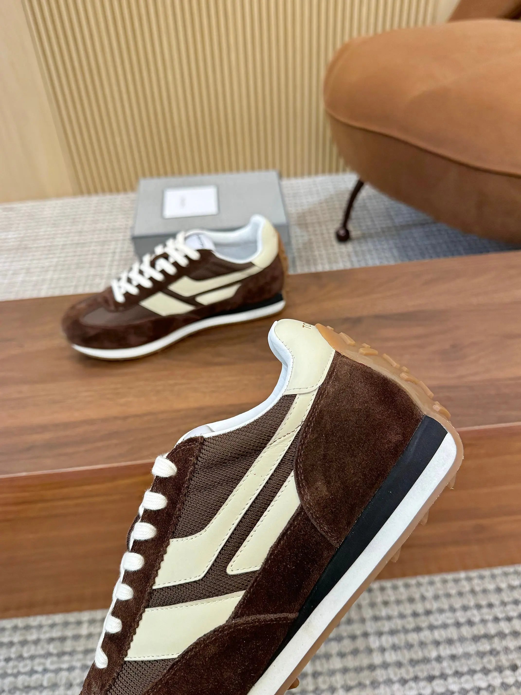 Vintage Suede Mesh Sneakers Coffee Brown - Gallery Image 9 - Detailed View