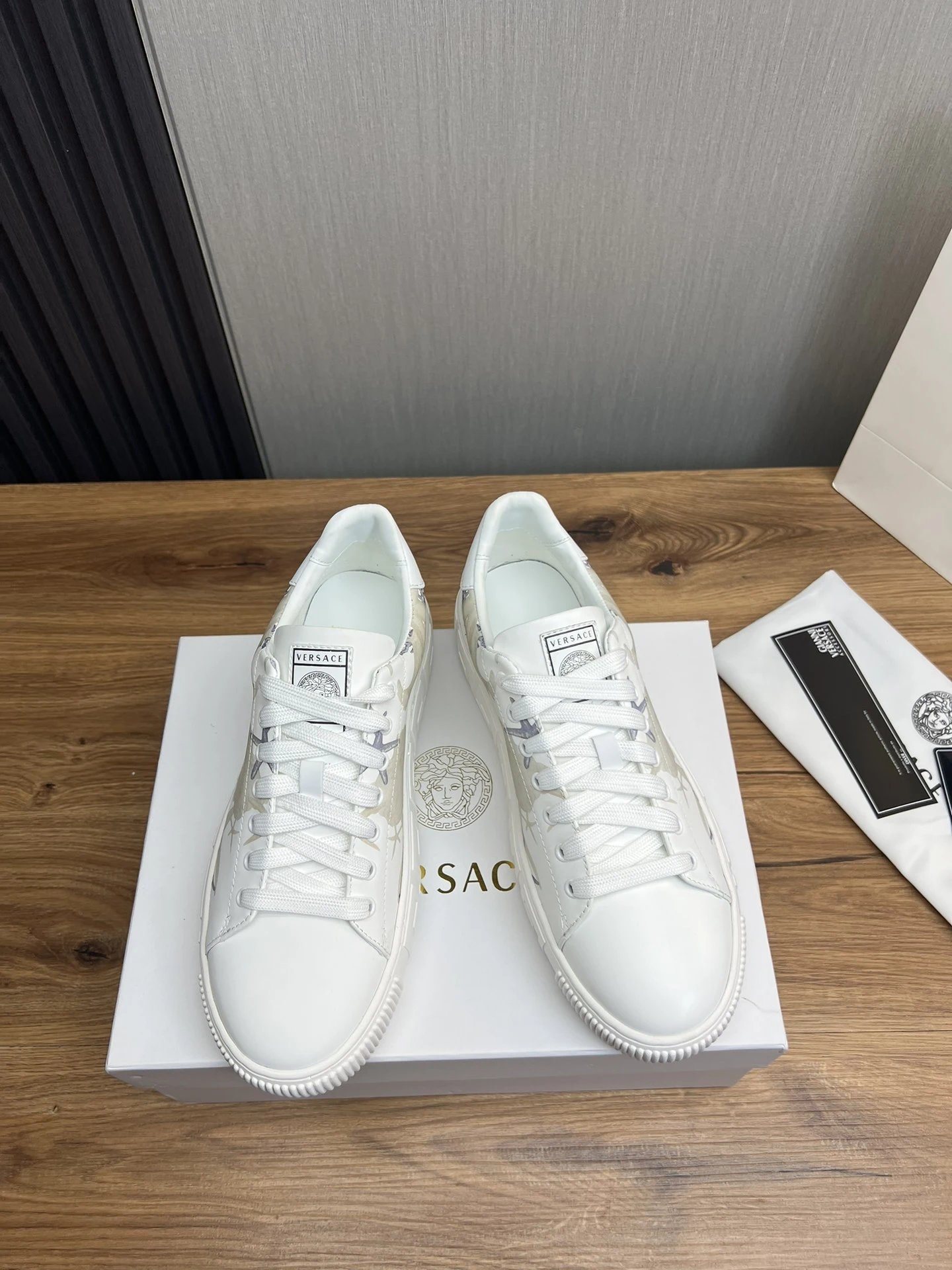 Luxury Leather Low Top Sneakers Ivory White - Gallery Image 2 - Detailed View