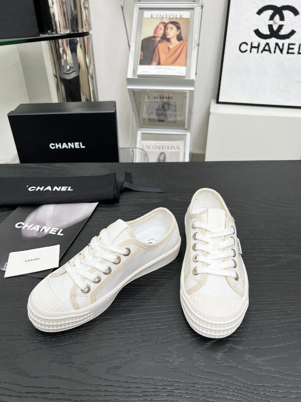 Chanel Vintage Sneakers White - Gallery Image 3 - Detailed View