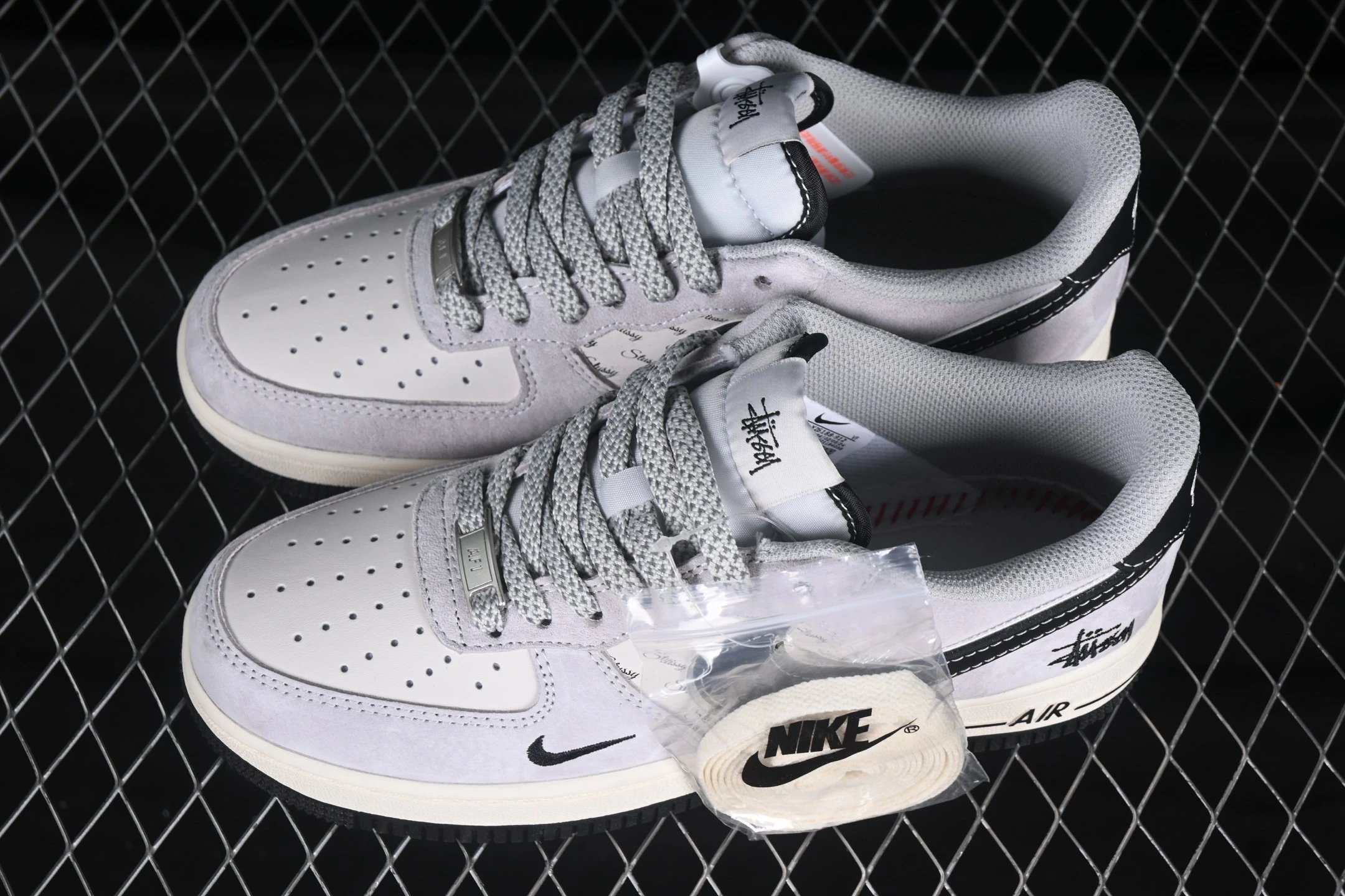 Classic Low-Top Sneakers, Smoky Black - Gallery Image 5 - Detailed View