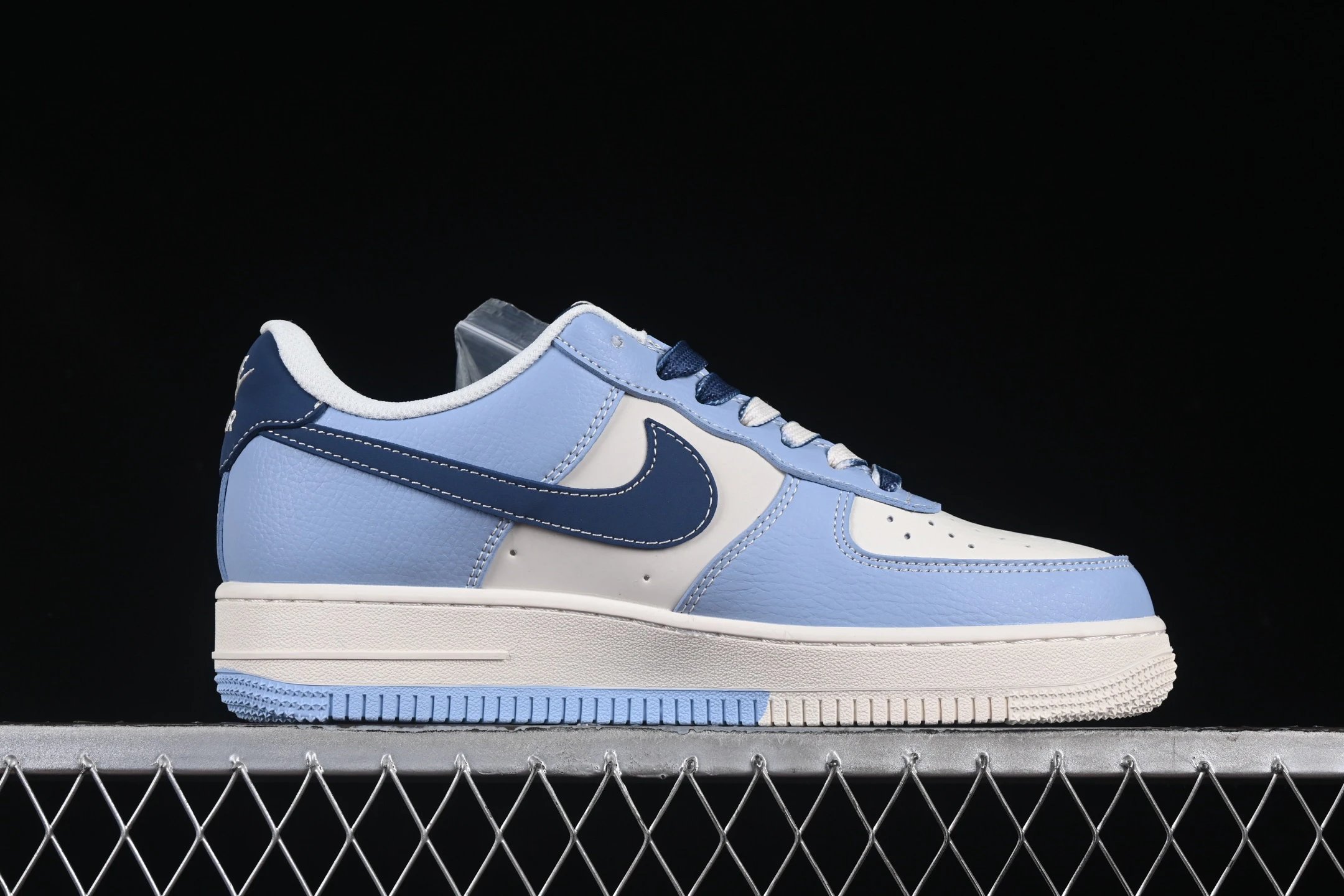 Leather Low-Top Sneakers Sky Blue - Gallery Image 2 - Detailed View