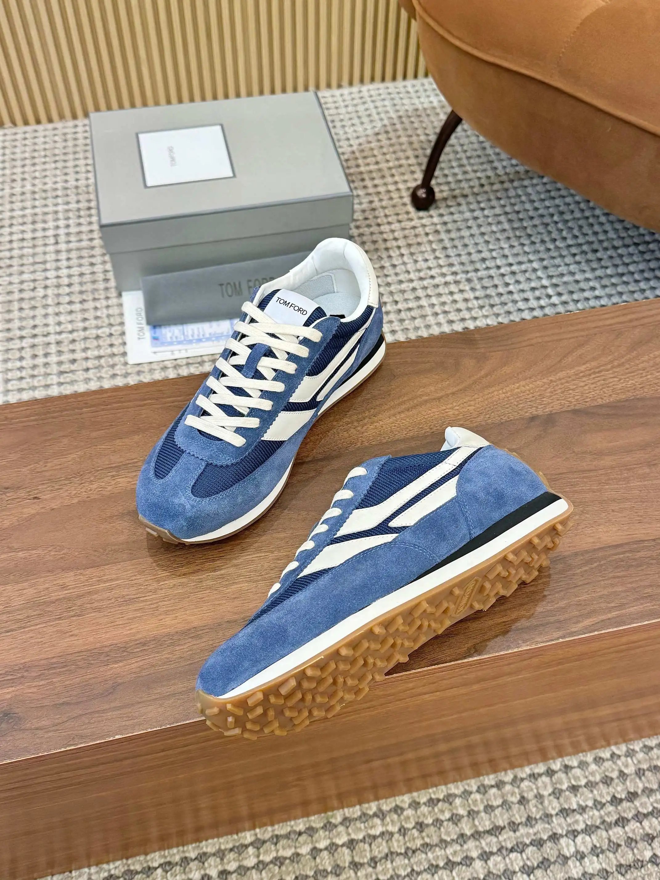 Vintage Suede Mesh Sneakers Midnight Blue - Gallery Image 8 - Detailed View