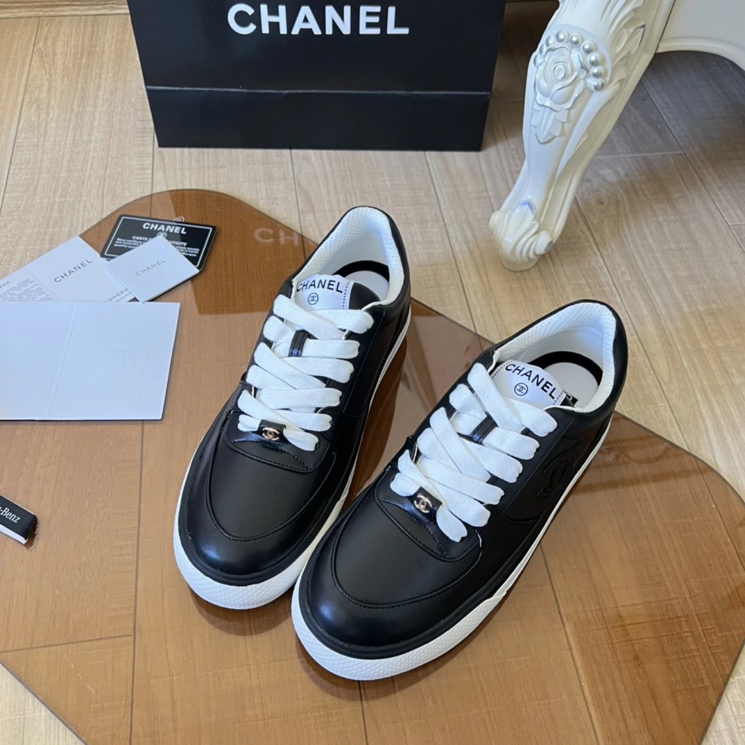 Chanel Low Sneakers Black - High Quality Product Image - Cnfans
