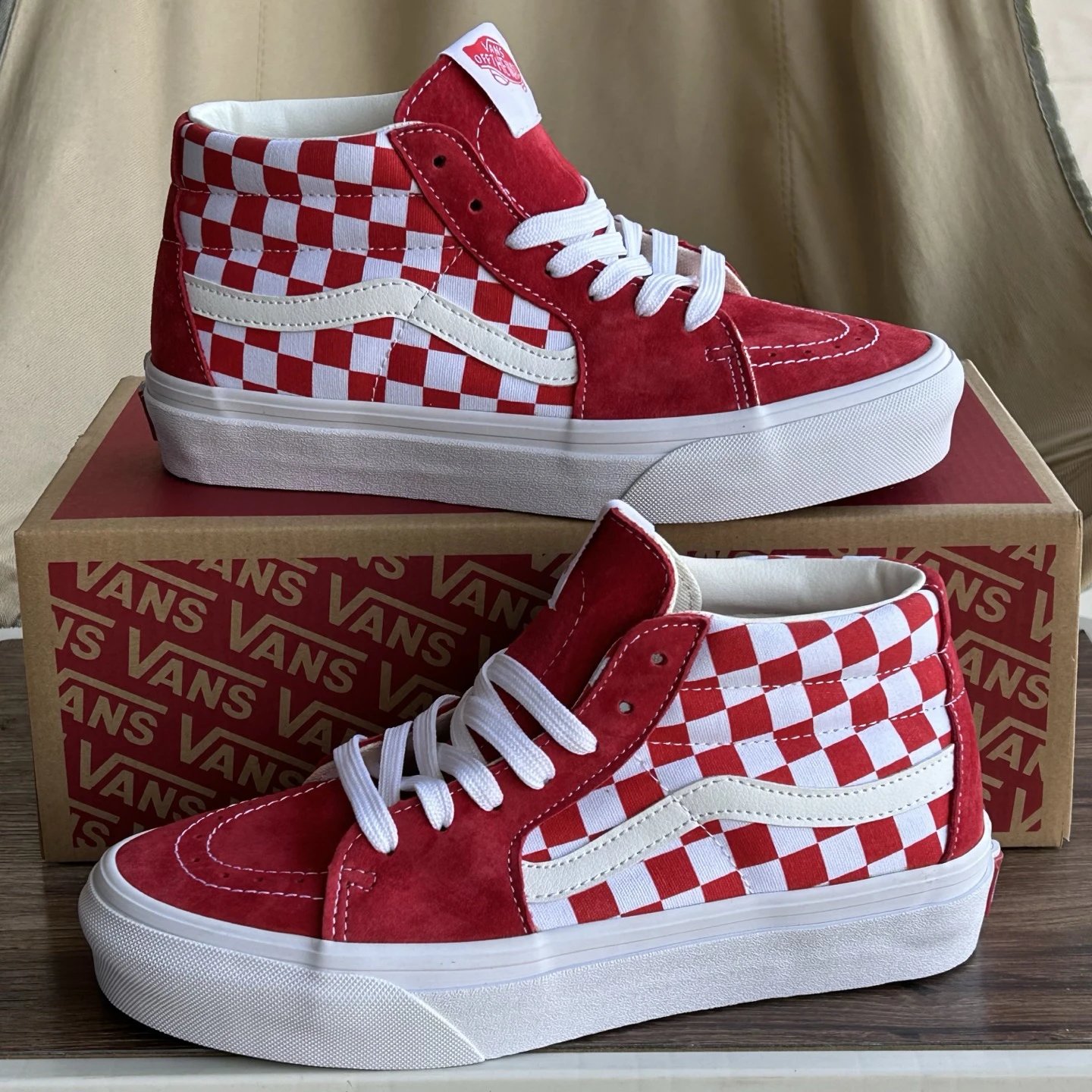 Checkered Suede Skate Sneakers Crimson - Gallery Image 9 - Detailed View