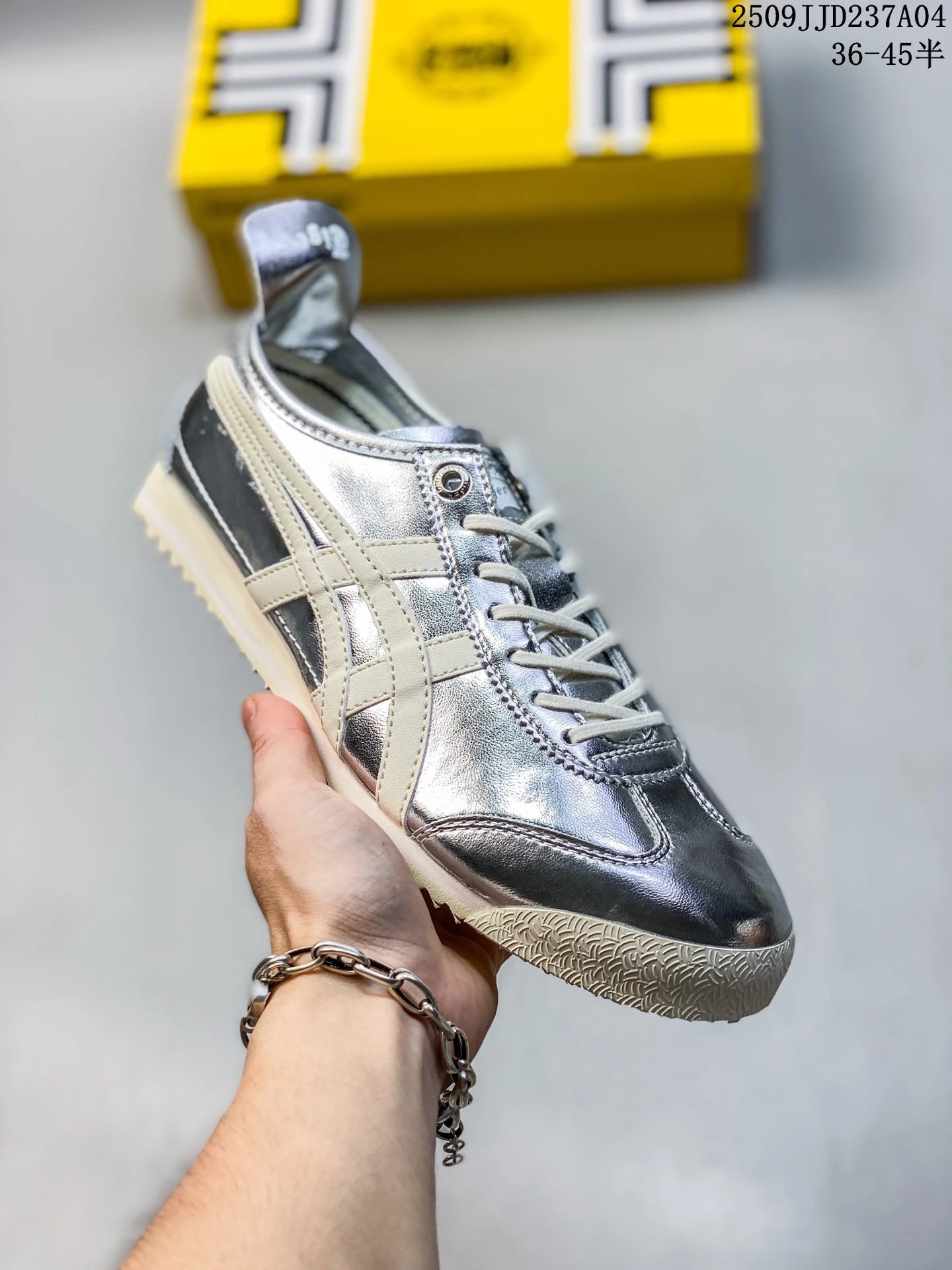 Onitsuka Tiger Mexico 66 Deluxe Multicolor - Gallery Image 3 - Detailed View