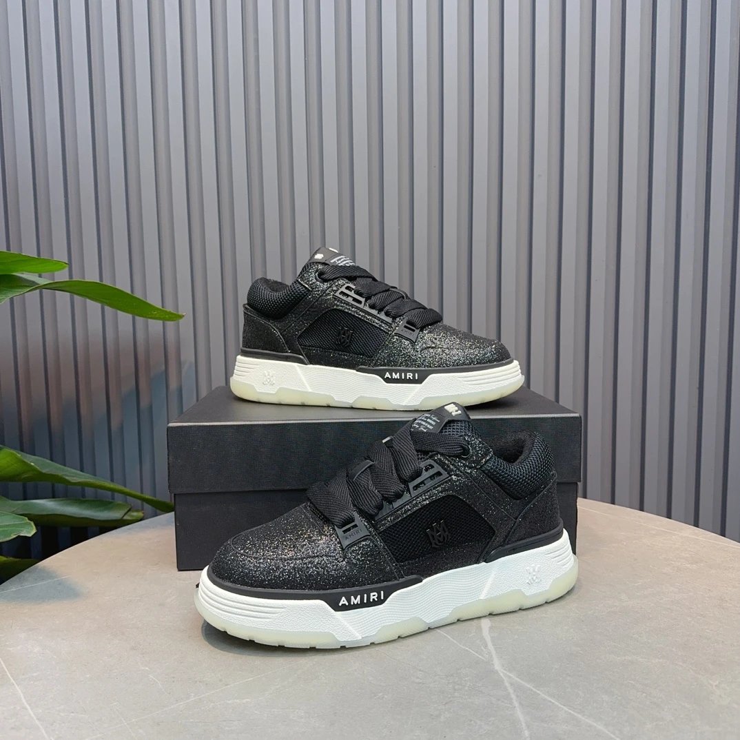 Luxury Low Top Leather Sneakers for Men Women Obsidian Black - Gallery Image 7 - Detailed View