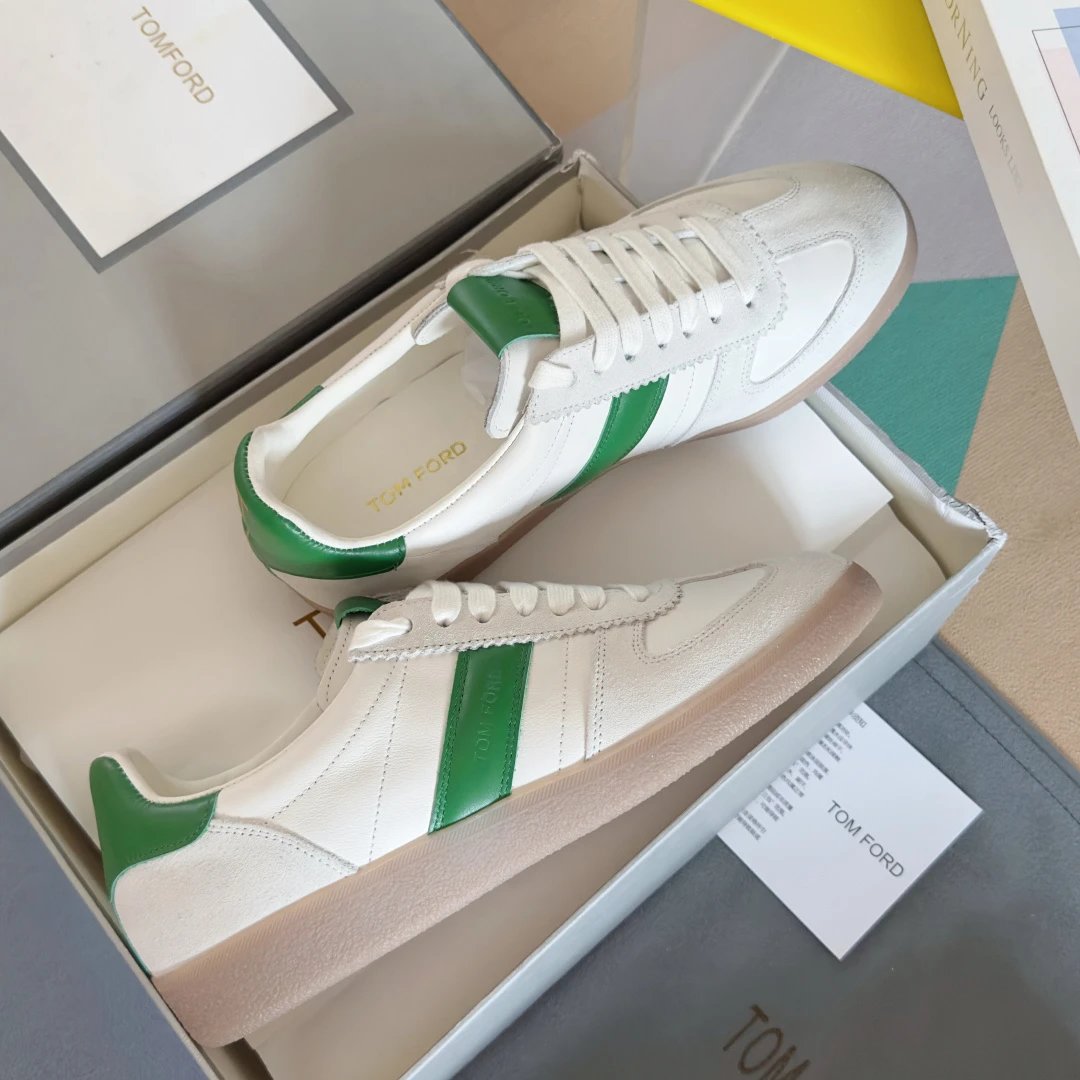 Suede Leather Trainer Sneakers Emerald Green - Gallery Image 5 - Detailed View