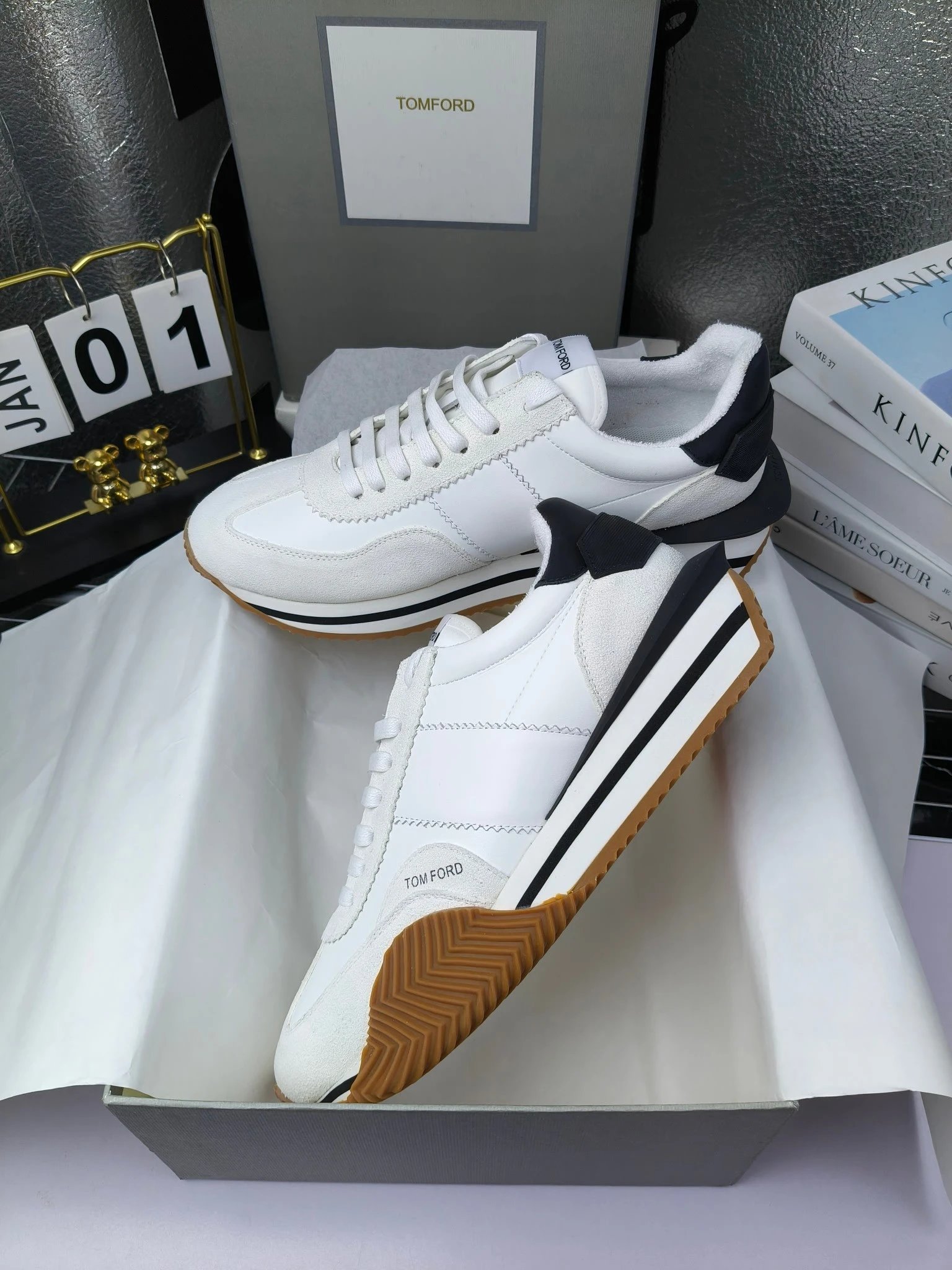 Vintage Leather Platform Sneakers Ivory - Gallery Image 4 - Detailed View