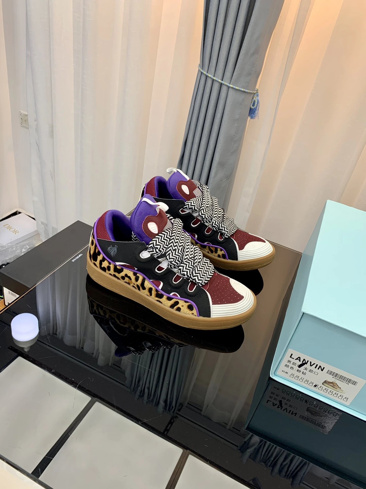 Lanvin Casual Sneakers Red Black - Gallery Image 4 - Detailed View