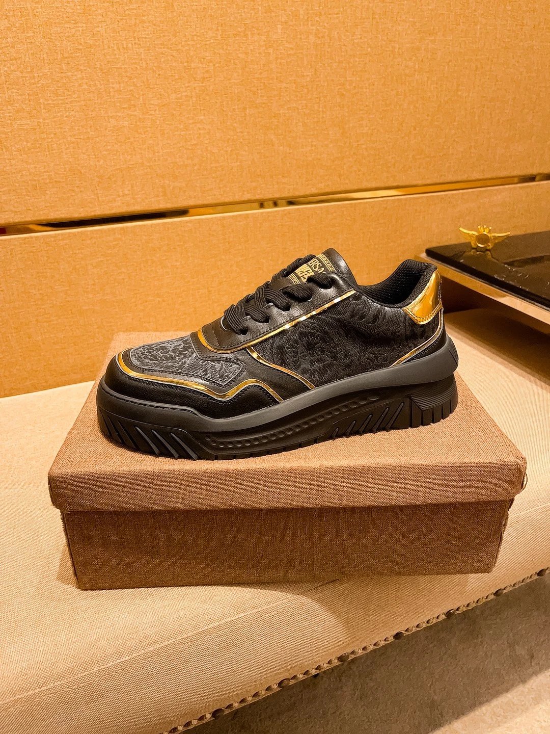 Luxury Leather Sneakers Black Gold - Gallery Image 6 - Detailed View