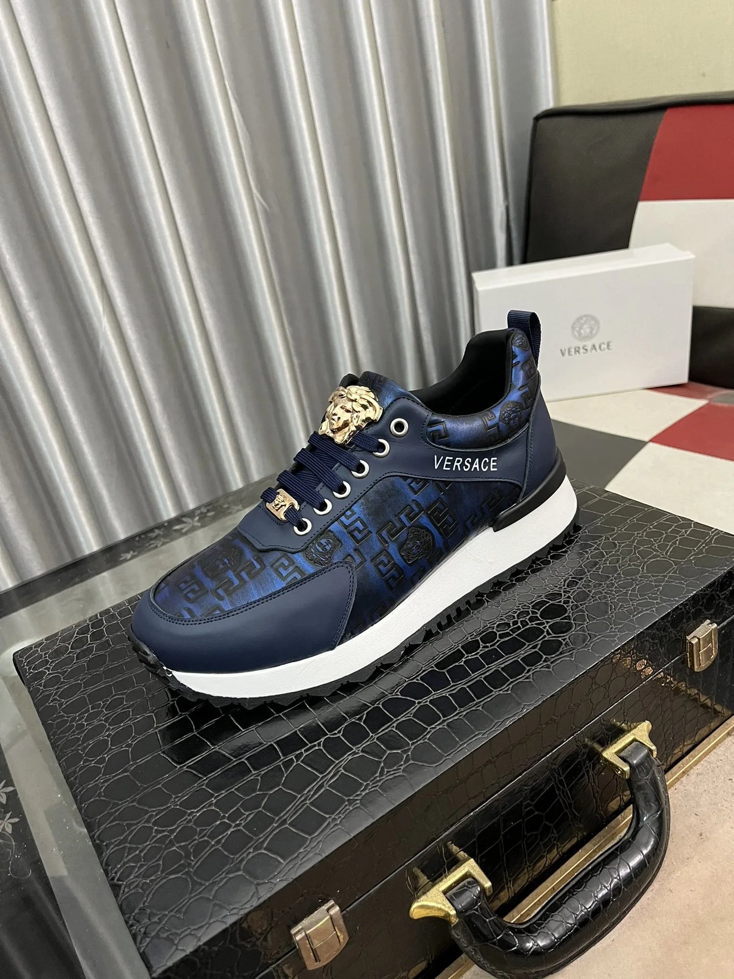 Luxury Leather Sneakers Navy Blue - Gallery Image 1 - Detailed View