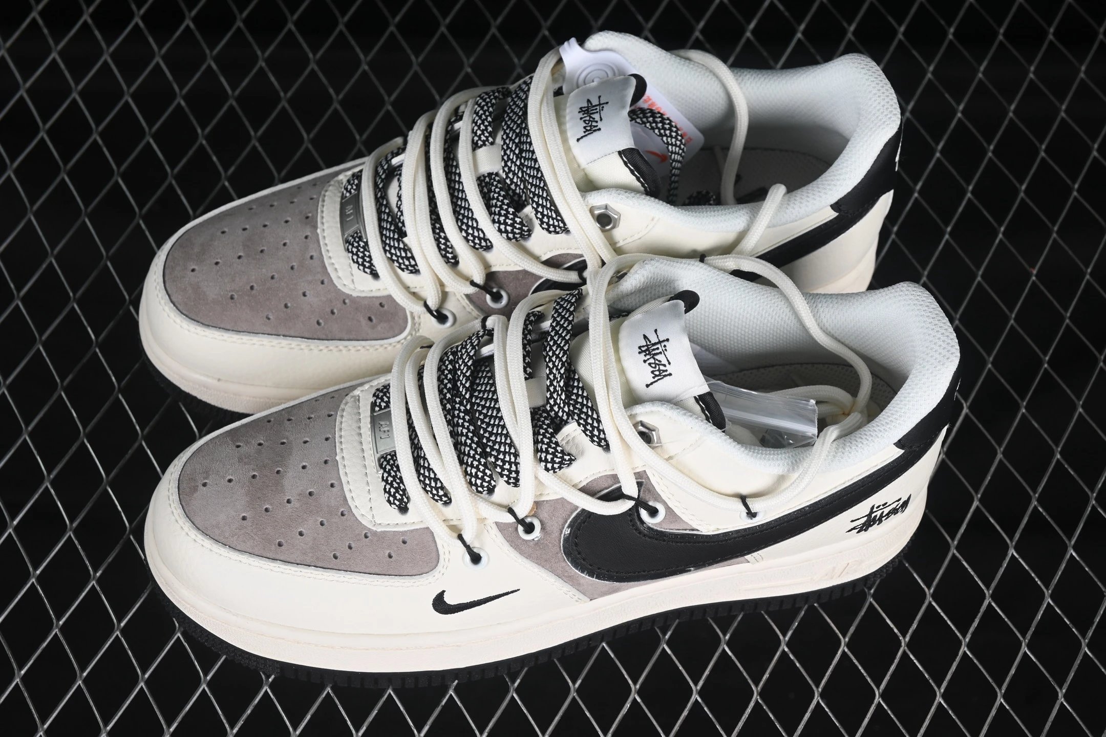 Casual Leather Sneakers Taupe - Gallery Image 5 - Detailed View