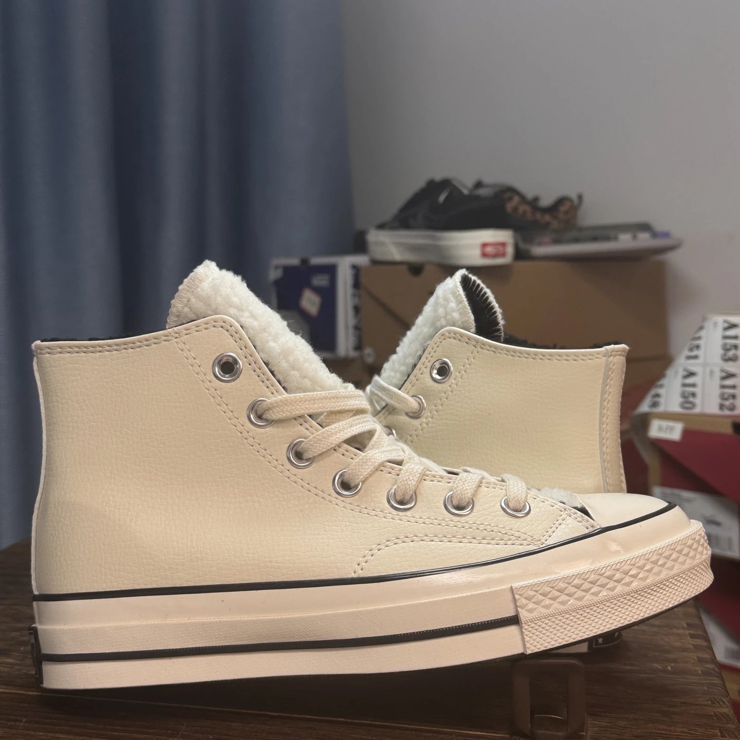 High Top Leather Sneakers Winter Cream - Gallery Image 2 - Detailed View