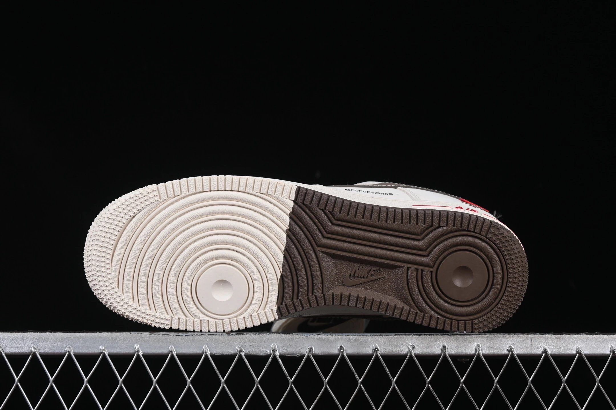 Casual Low-Top Sneakers Taupe Ivory - Gallery Image 3 - Detailed View