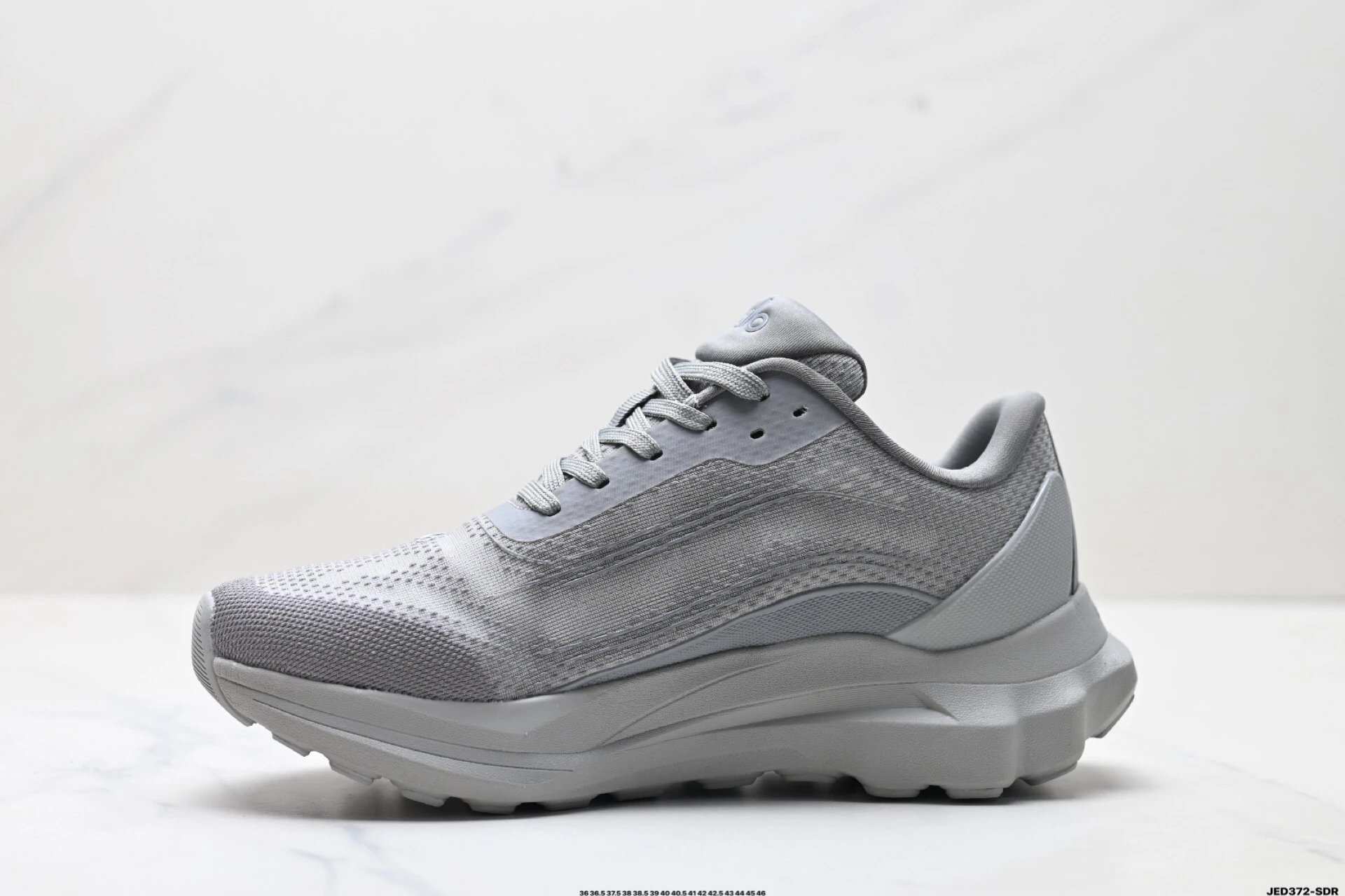 Alo Yoga Alo Runner Sneakers Grey - Gallery Image 3 - Detailed View