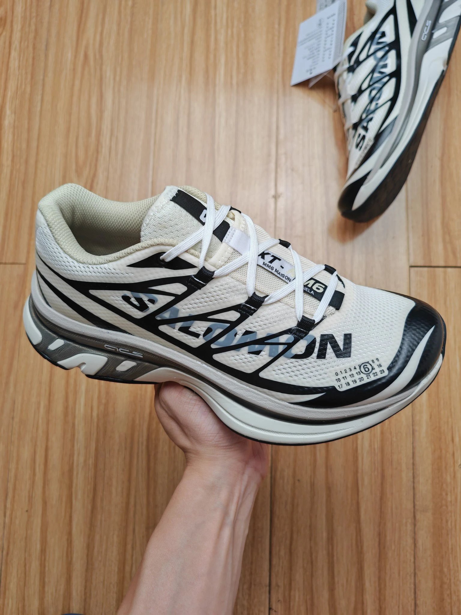 MM6 x Salomon Sctur 2 Sneakers White Black  - High Quality Product Image - Cnfans