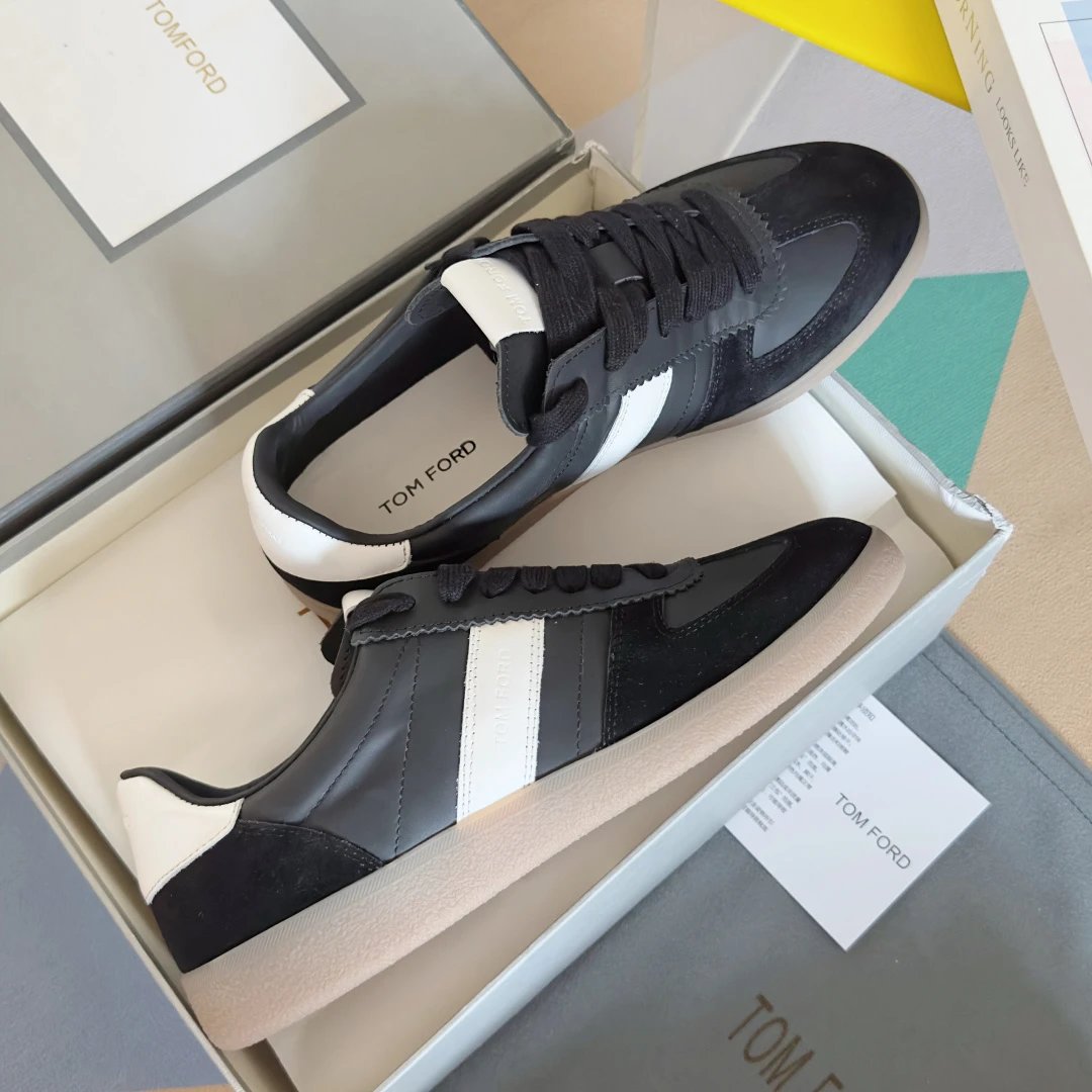 Suede Leather Trainer Sneakers Ivory Black - Gallery Image 5 - Detailed View