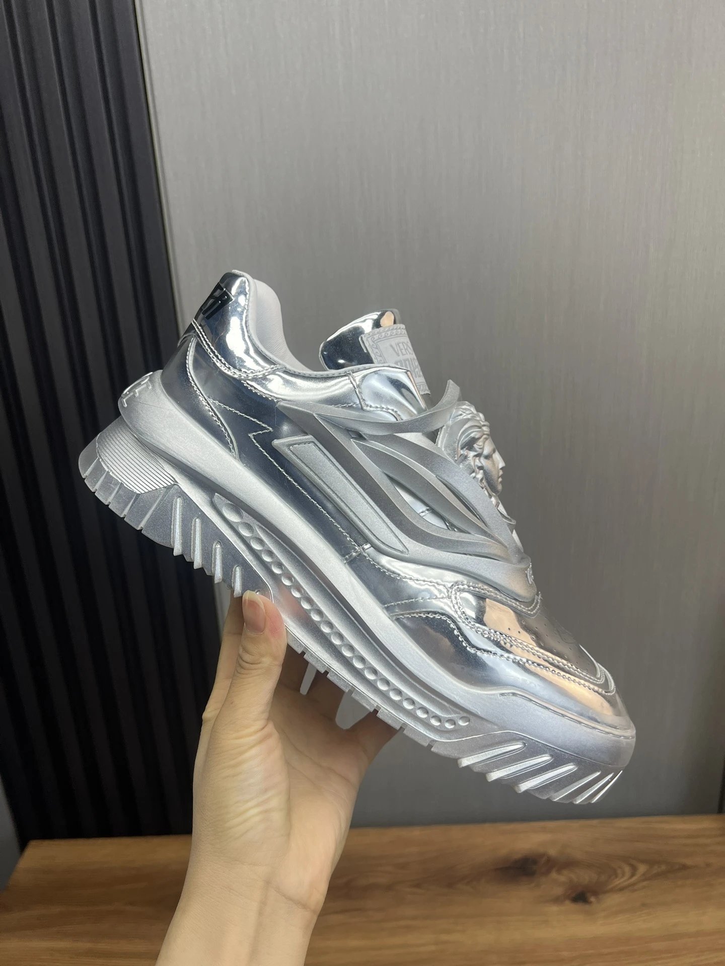 Luxury Leather Low Top Sneakers Metallic Silver - Gallery Image 4 - Detailed View