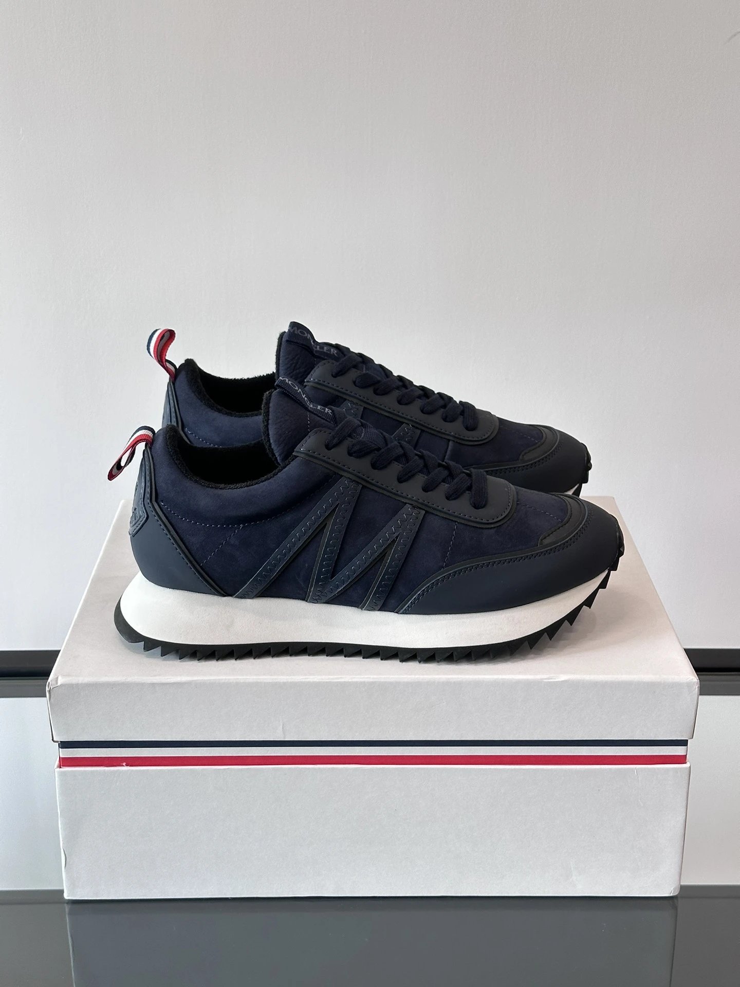 Moncler Pacey Sneakers Navy Blue - Gallery Image 2 - Detailed View