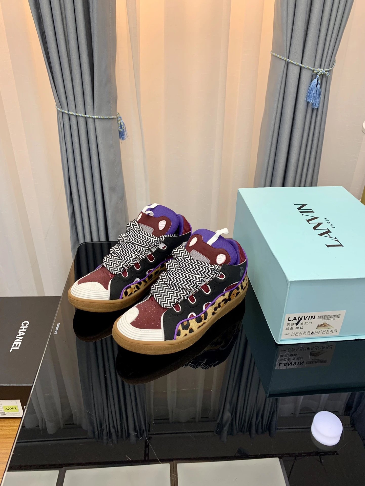 Lanvin Casual Sneakers Red Black - Gallery Image 5 - Detailed View