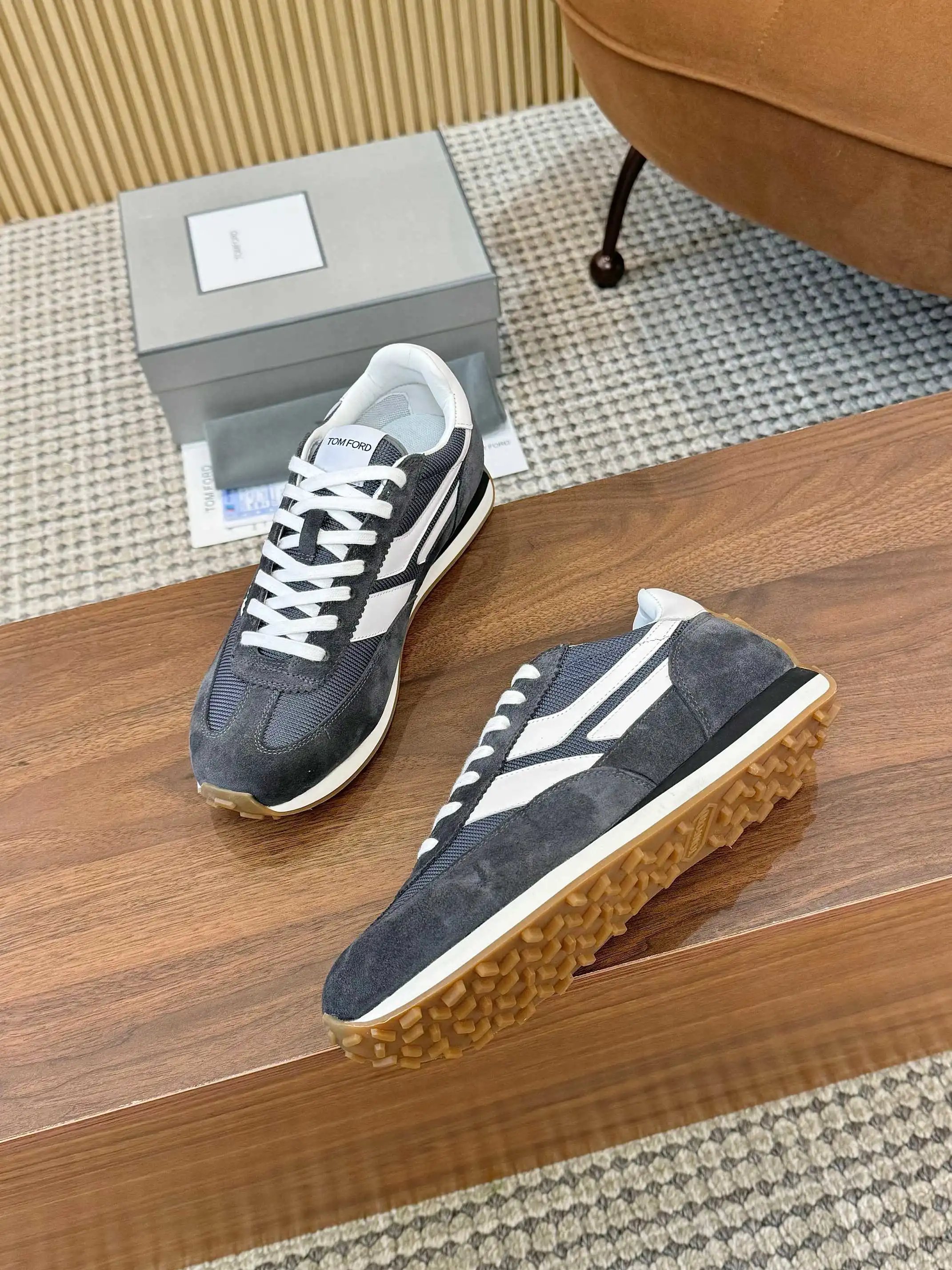 Retro Suede Mesh Sneakers Charcoal - Gallery Image 5 - Detailed View