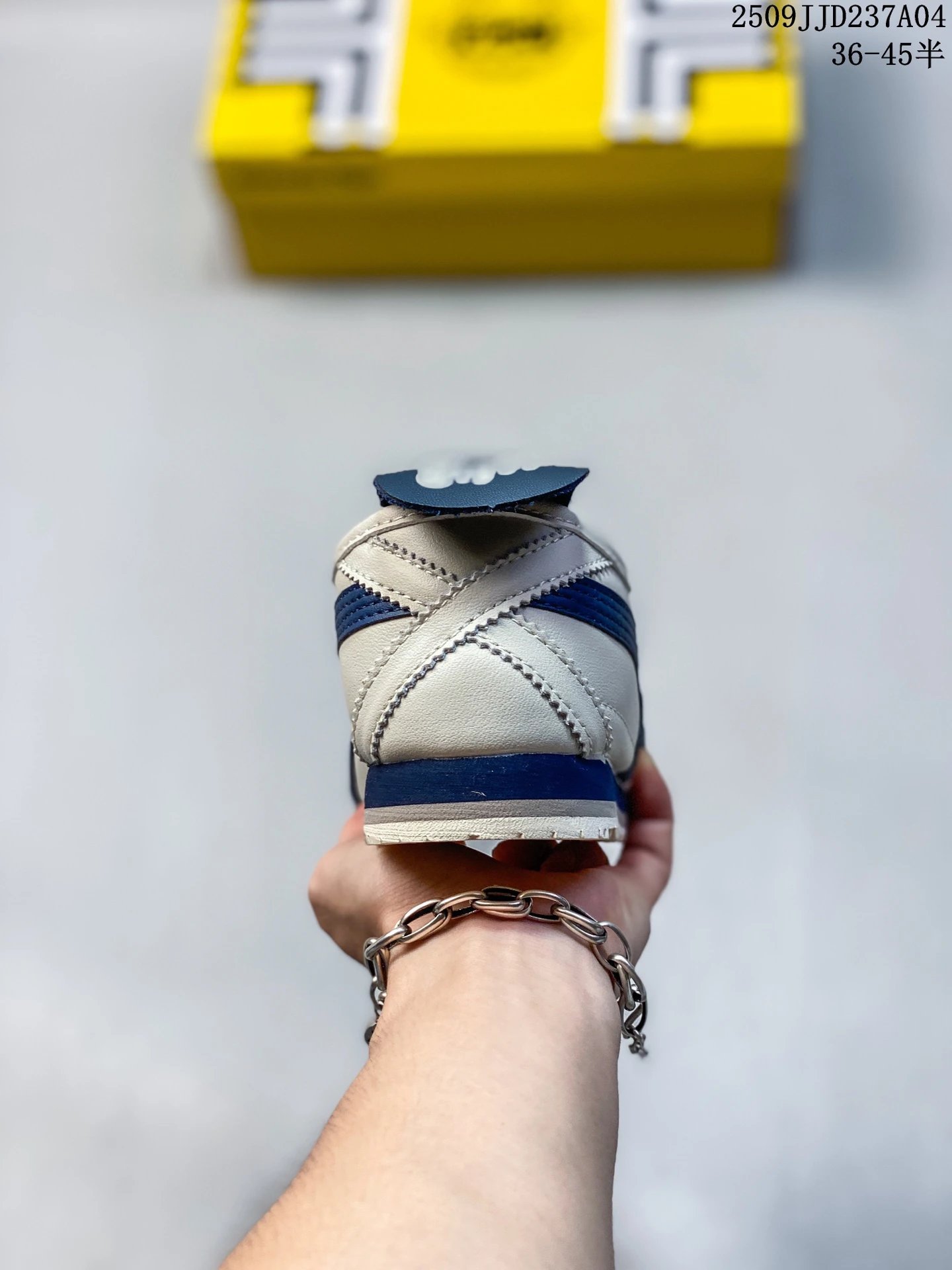 Onitsuka Tiger Mexico 66 Deluxe Ivory Blue - Gallery Image 4 - Detailed View