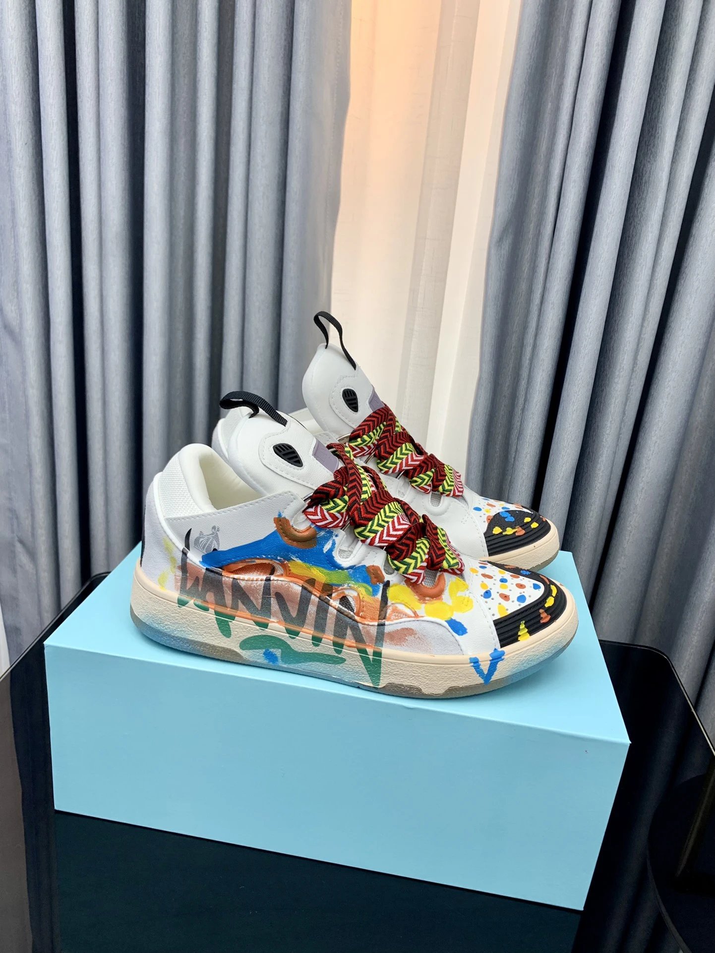 Lanvin Casual Sneakers White/Graffiti - Gallery Image 3 - Detailed View