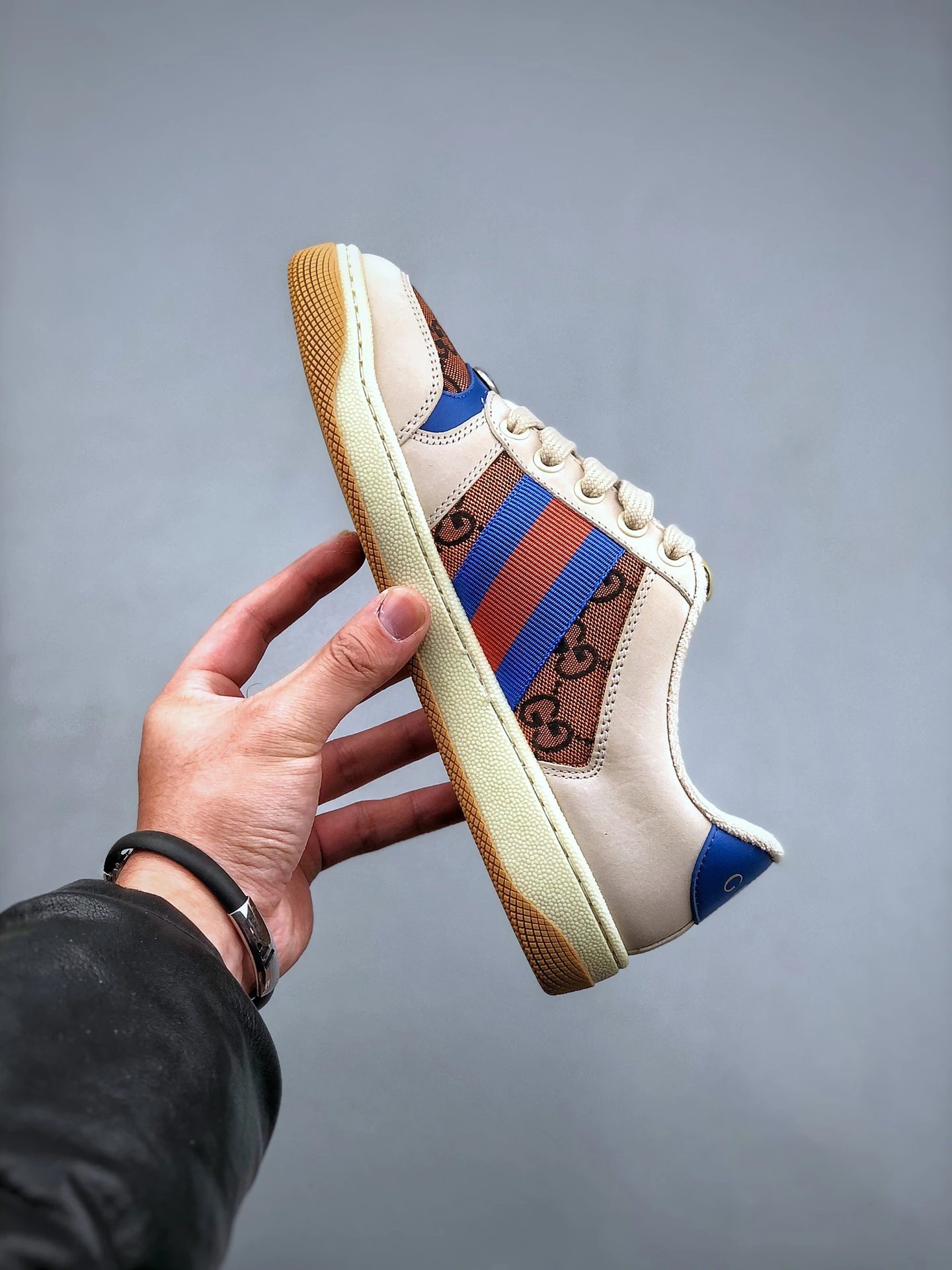 Gucci Distressed Screener Beige Blue Sneakers Blue Red - Gallery Image 2 - Detailed View
