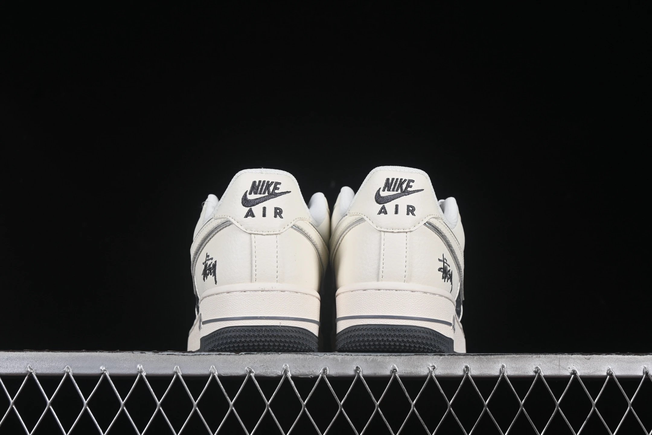 Air Force Low Sneakers Smoky Gray - Gallery Image 6 - Detailed View