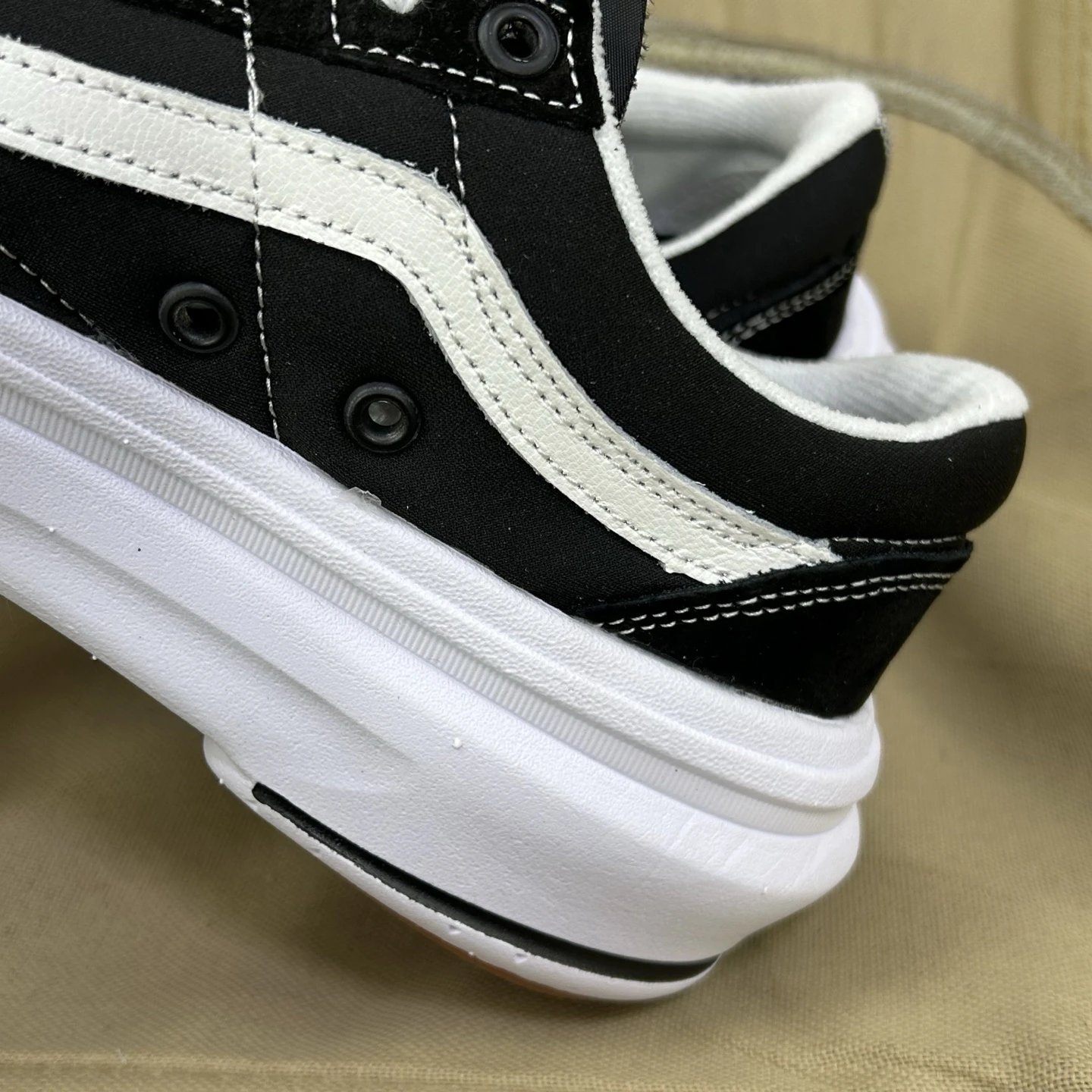 Old Skool Low Top Skate Shoes Ebony White - Gallery Image 5 - Detailed View