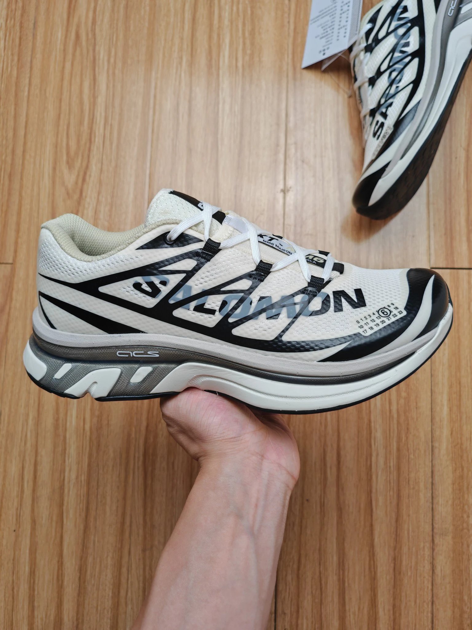 MM6 x Salomon Sctur 2 Sneakers White Black - Gallery Image 4 - Detailed View