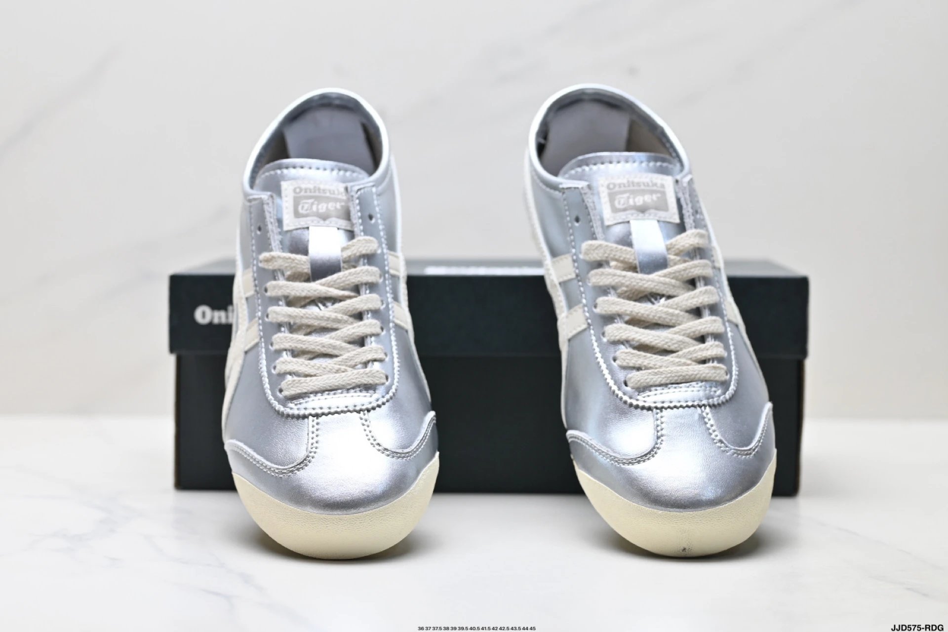Onitsuka Tiger NIPPON MADE Mexico 66 Deluxe Sneakers Silver White - Gallery Image 7 - Detailed View