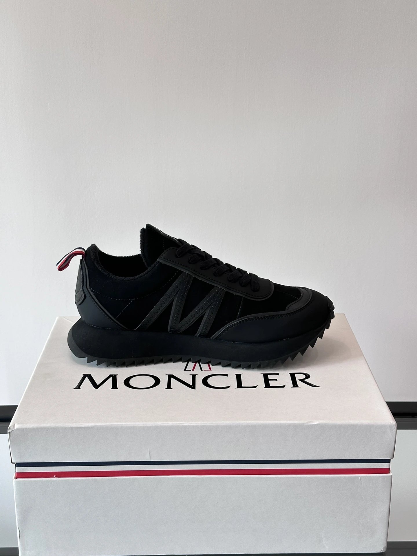 Moncler Pacey Sneakers Black  - High Quality Product Image - Cnfans