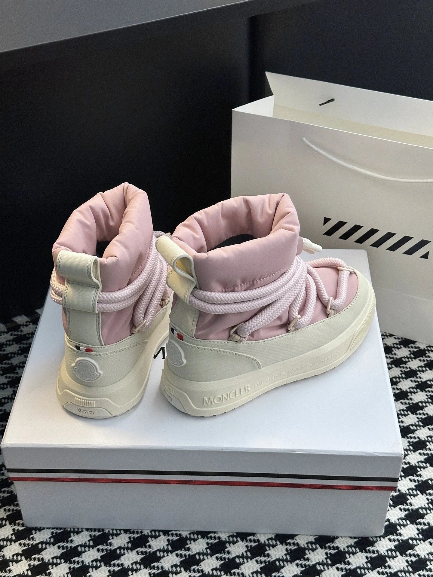 Moncler Mid Boots Pink - Gallery Image 6 - Detailed View