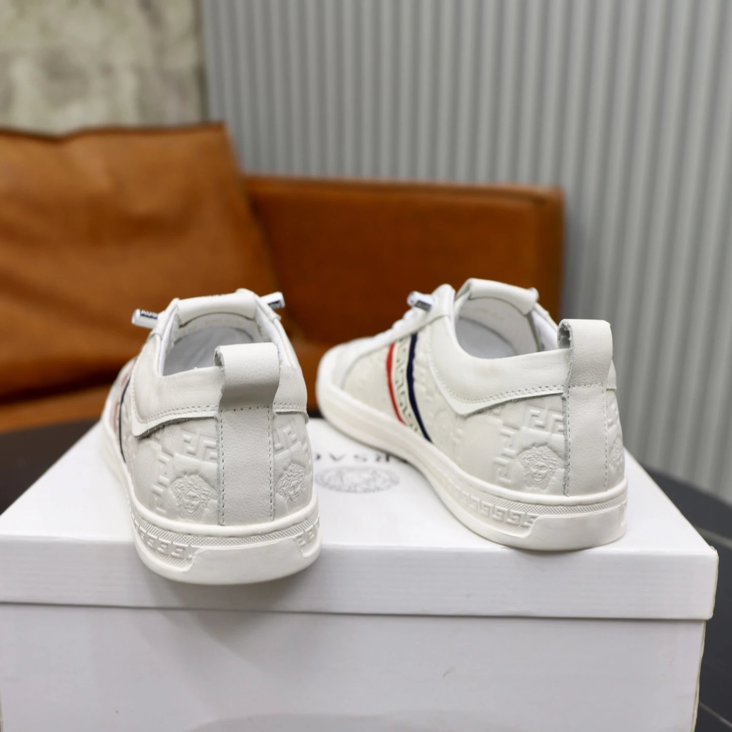 Luxury Leather Running Sneakers Ivory White - Gallery Image 7 - Detailed View