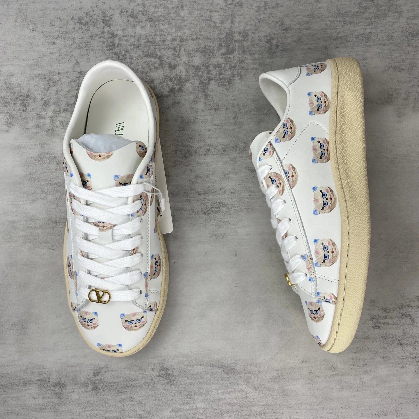 Lazy Silhouette Leather Sneakers Ivory - Gallery Image 3 - Detailed View