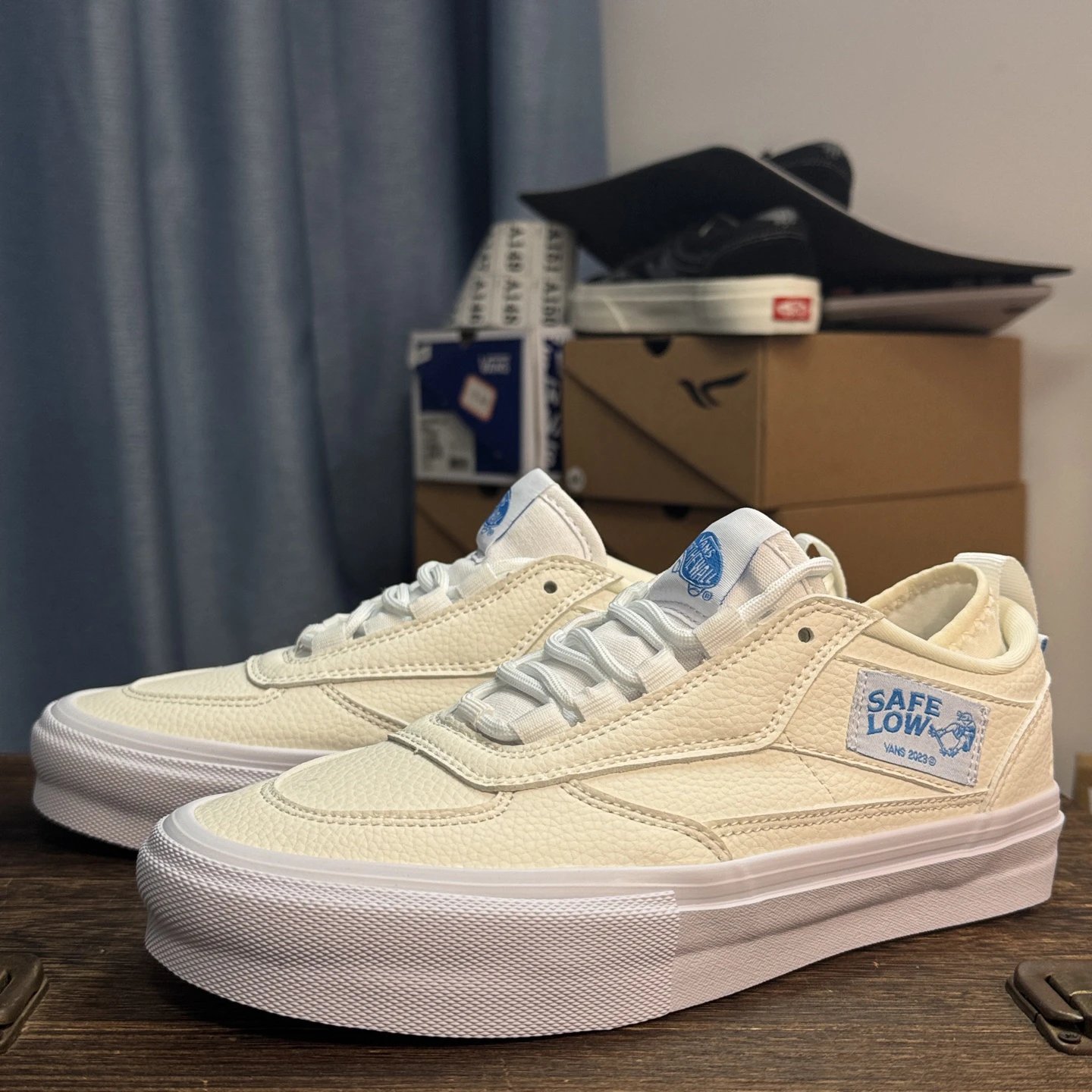 Low Top Leather Skate Shoes Ivory Blue - Gallery Image 1 - Detailed View