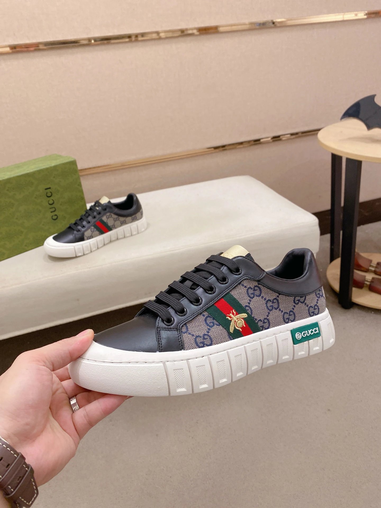 Gucci Canvas Black Sneakers Embroidered Bee - Gallery Image 3 - Detailed View