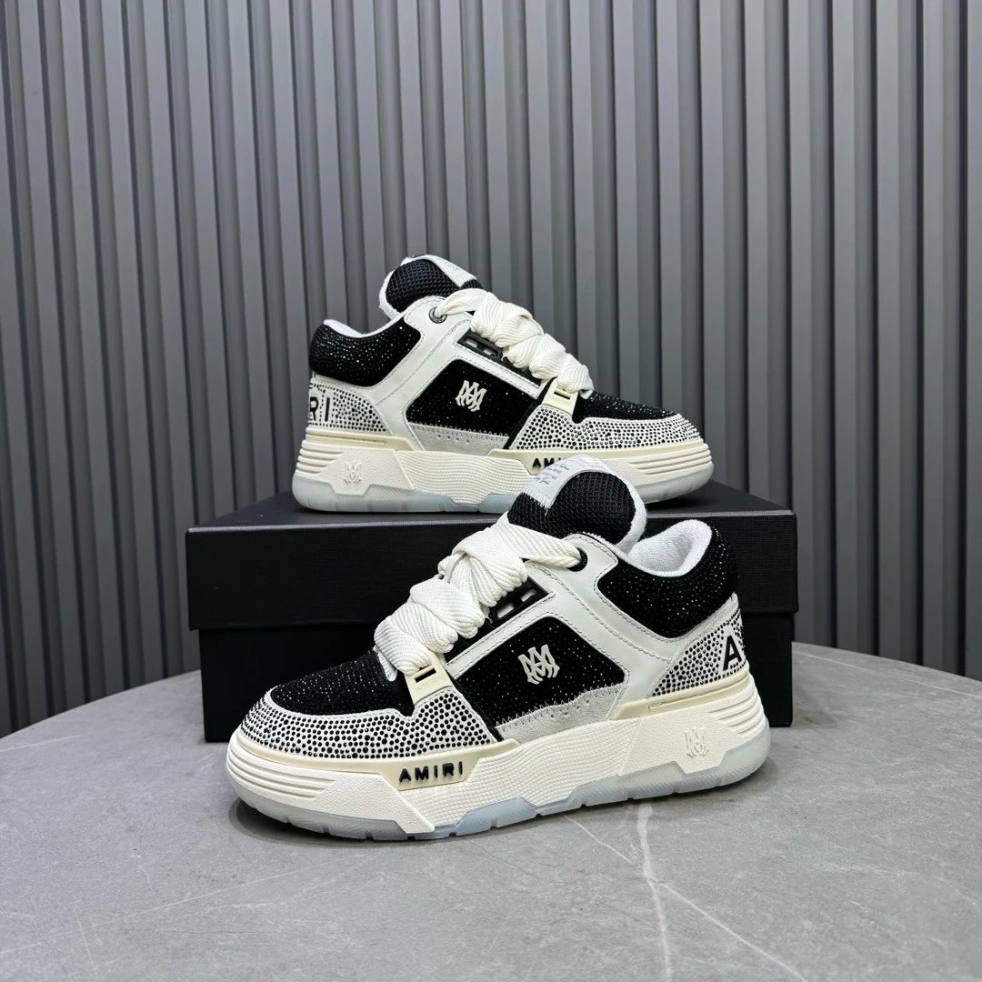 Luxury Low Top Leather Skate Shoes Ivory Black - Gallery Image 7 - Detailed View