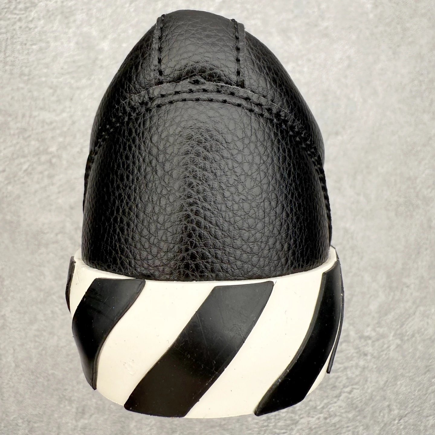 Urban Low Top Leather Sneakers Anti-Slip Jet Black - Gallery Image 8 - Detailed View