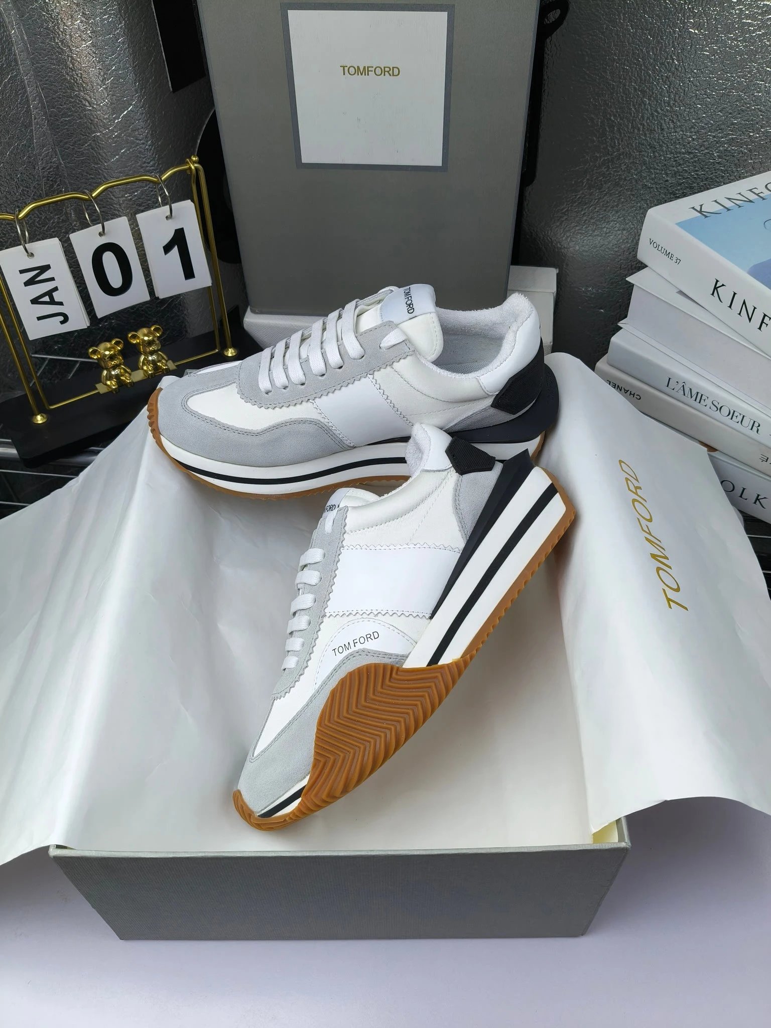 Retro Luxe Leather Platform Sneakers Ivory White - Gallery Image 5 - Detailed View