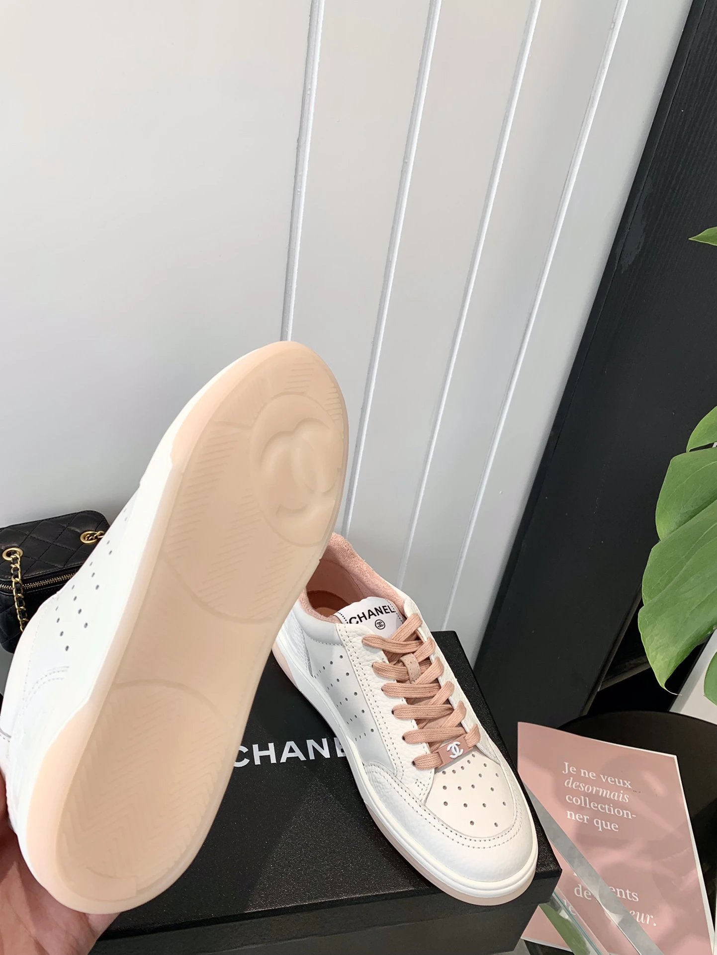 Chanel White Logo Sneakers Pink - Gallery Image 7 - Detailed View