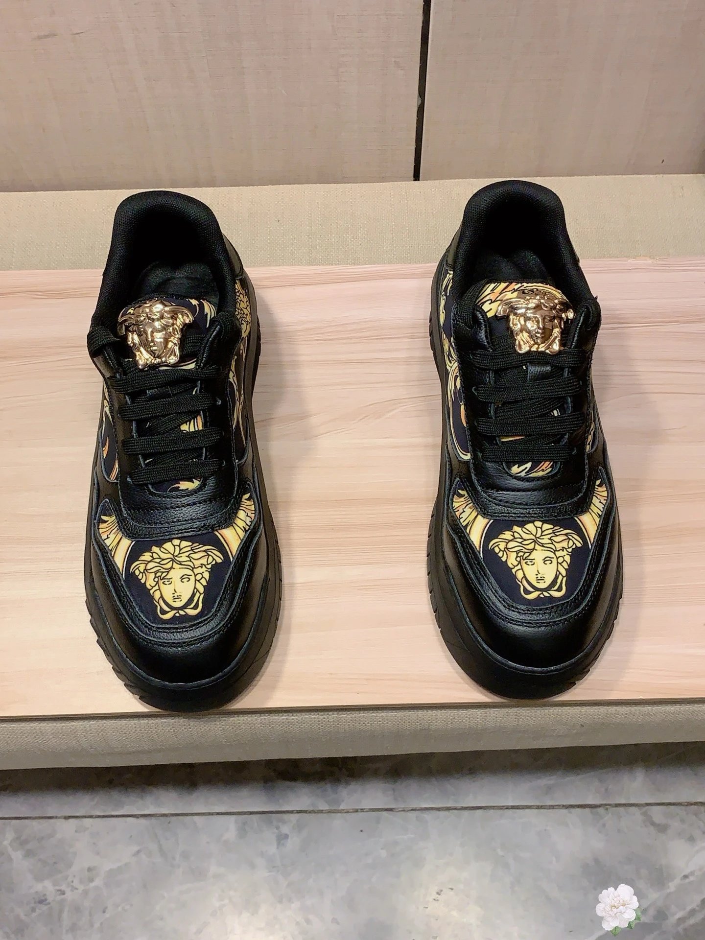 Baroque Leather Low Top Sneakers with Gold Accents Black - Gallery Image 4 - Detailed View