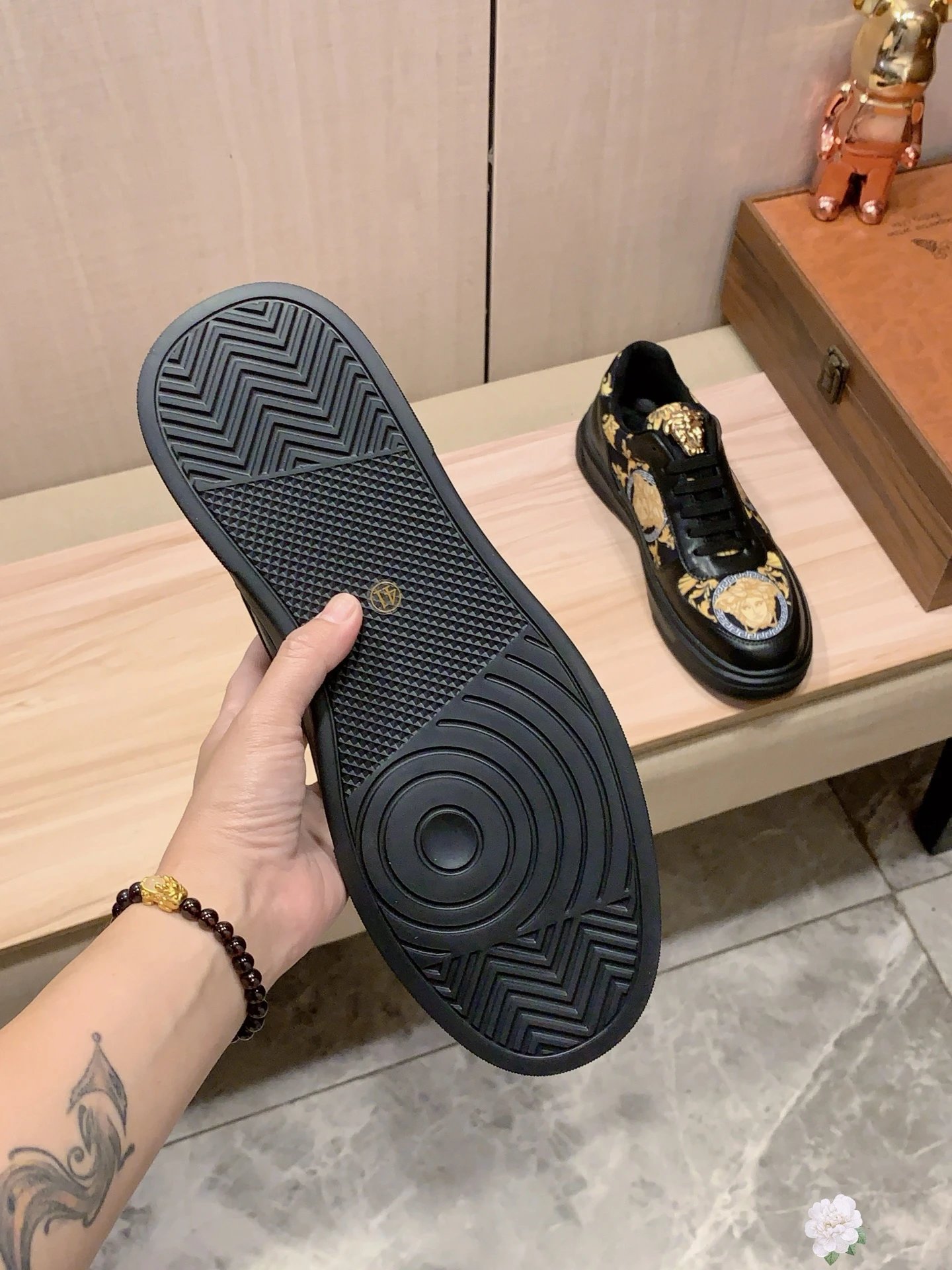 Baroque Leather Low Top Sneakers Black Gold - Gallery Image 7 - Detailed View